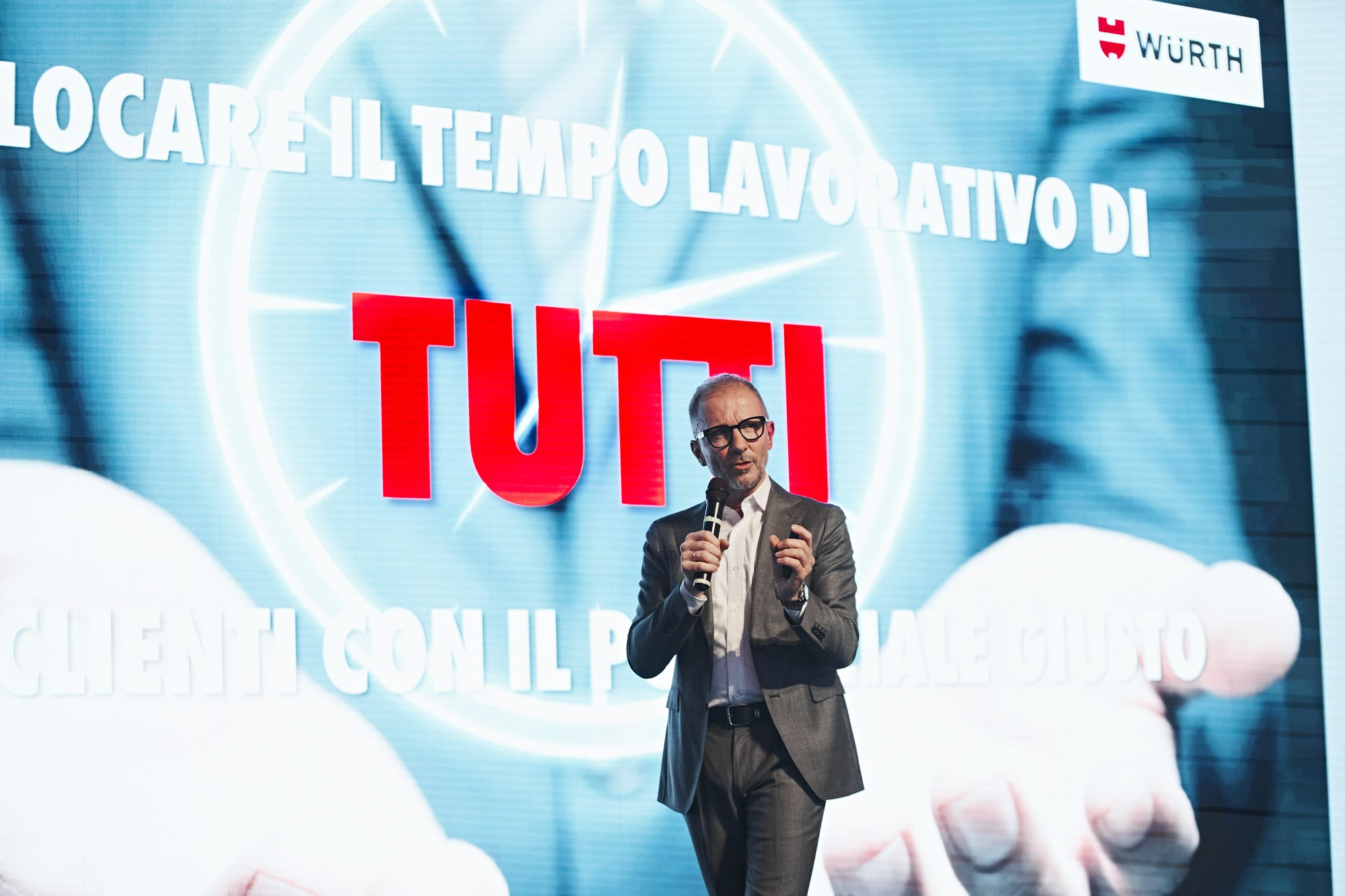 Studio fotografico a Roma — ritratti, self studio e servizi per eventi | 20 Studio Lab