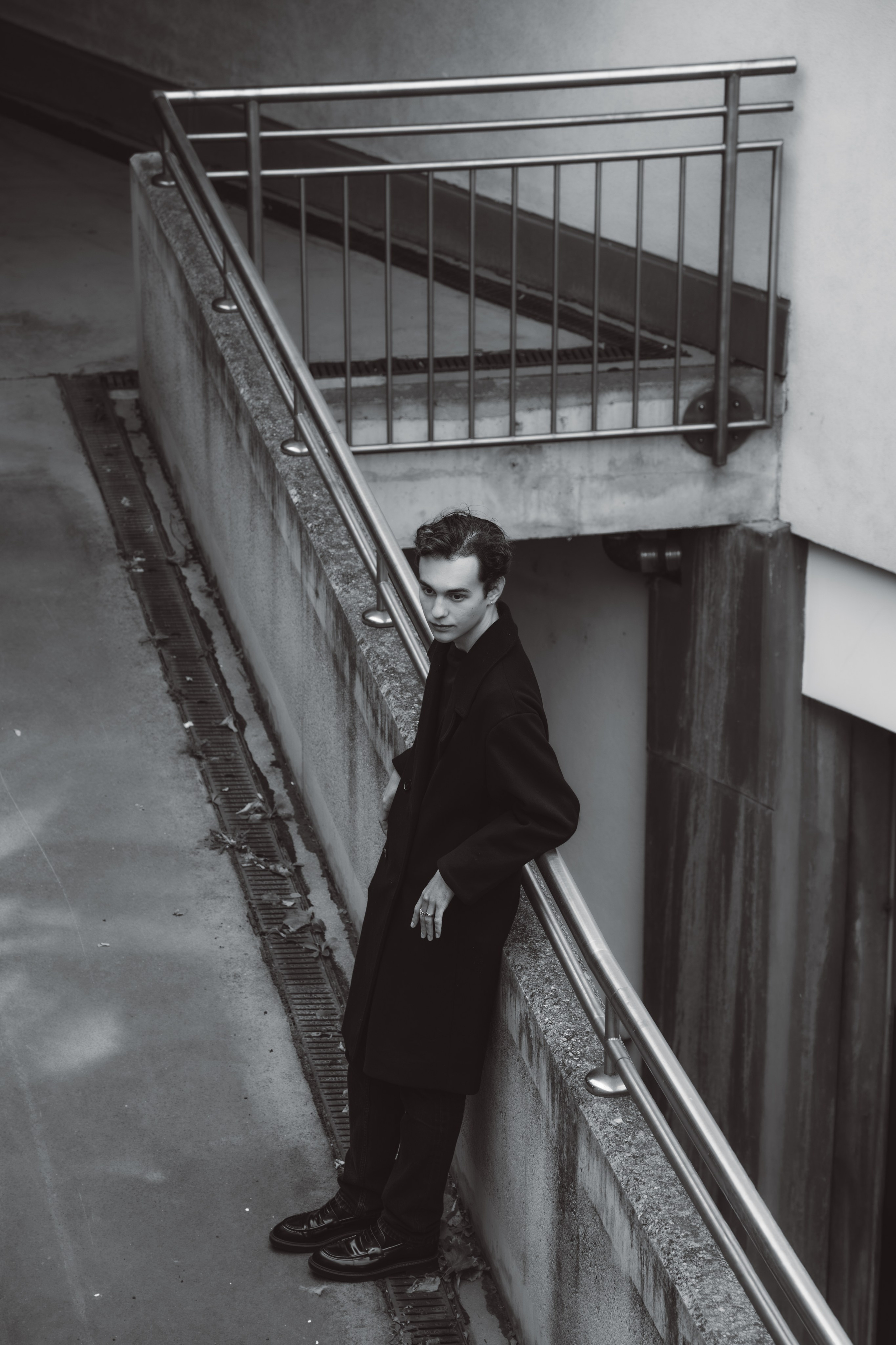 Shapes and shadows. Portrait photographer in Vienna