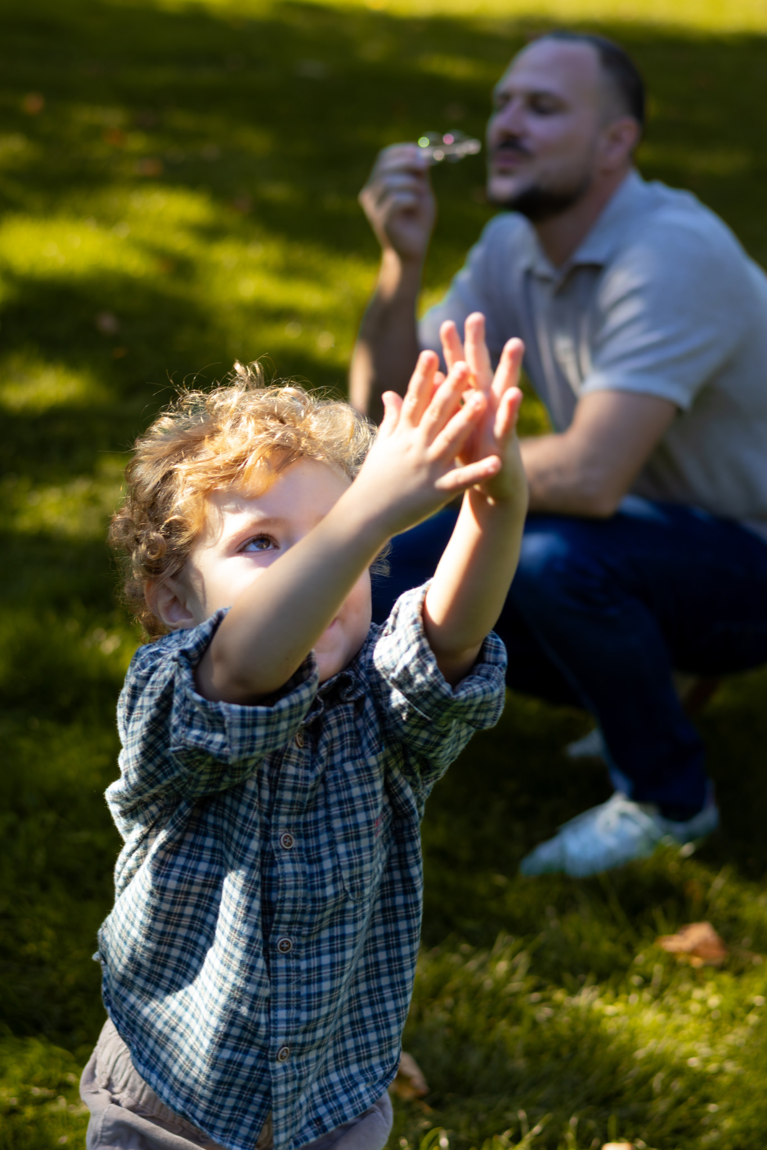 Family afternoon at the park. Portrait photographer in Vienna