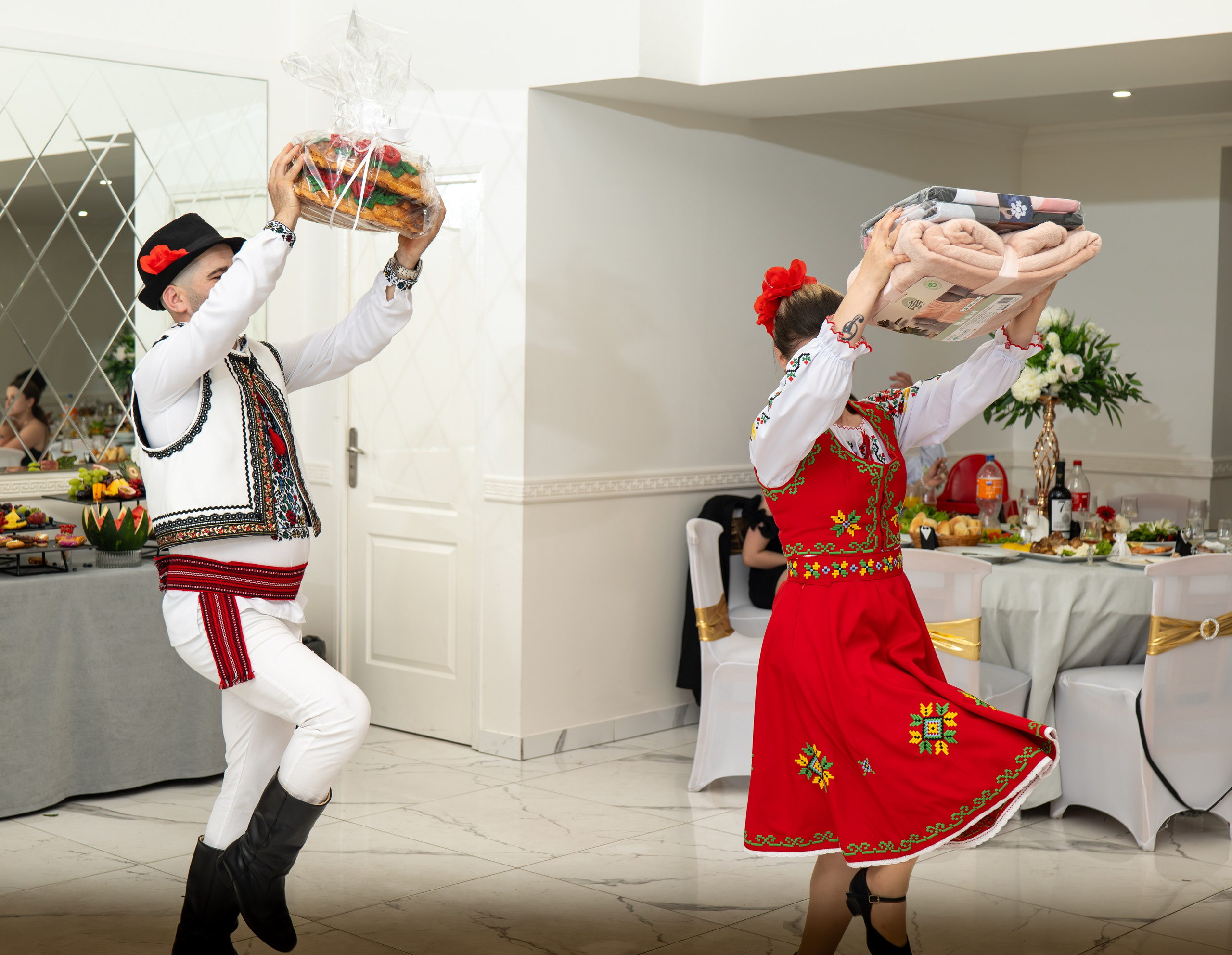 Valeriu & Olesea. Fotograful și Cameramanul familiei dvs în Franța Paul Photographer