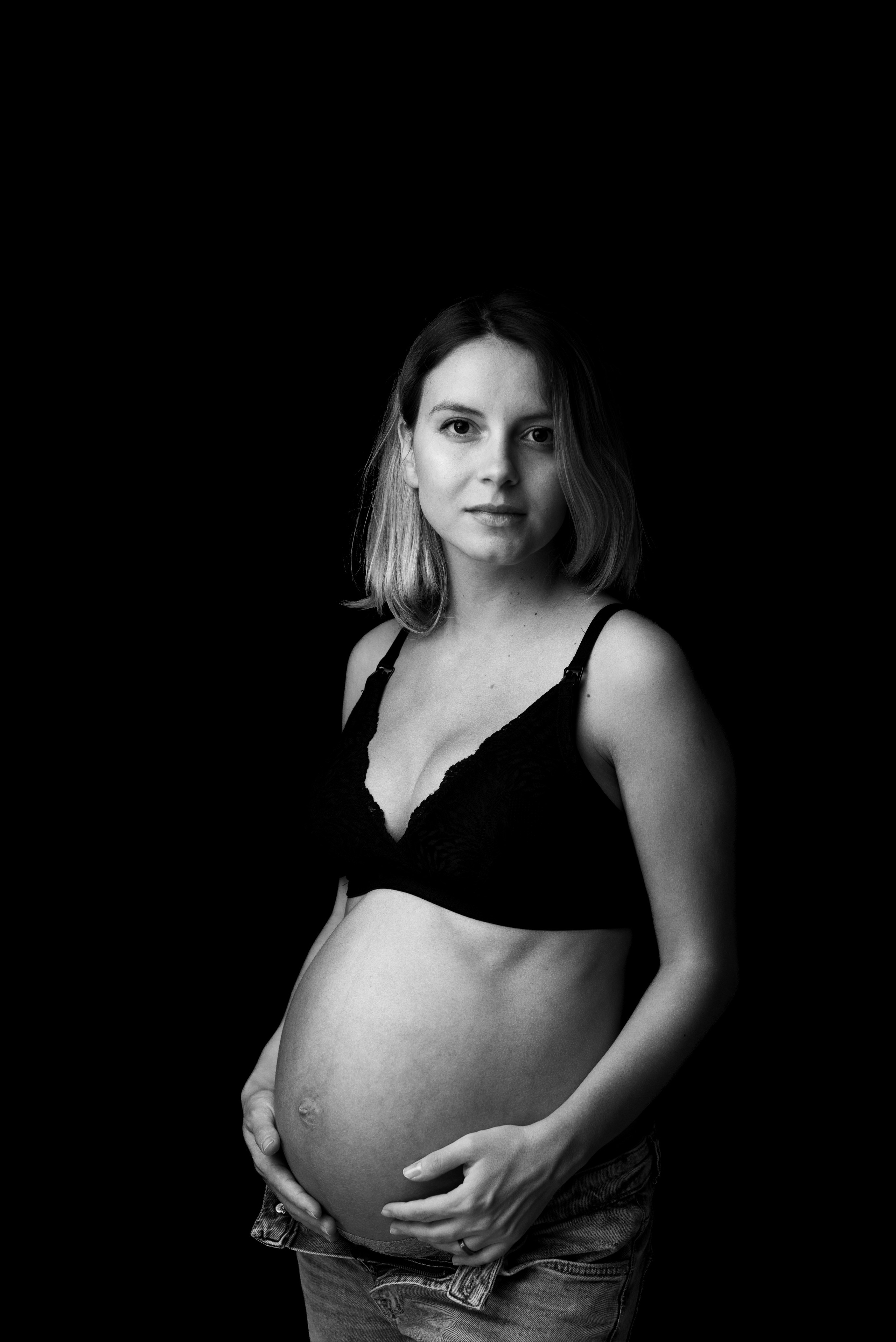Maternity. Fotograf de nou-nascuti, maternitate si familie din Brasov