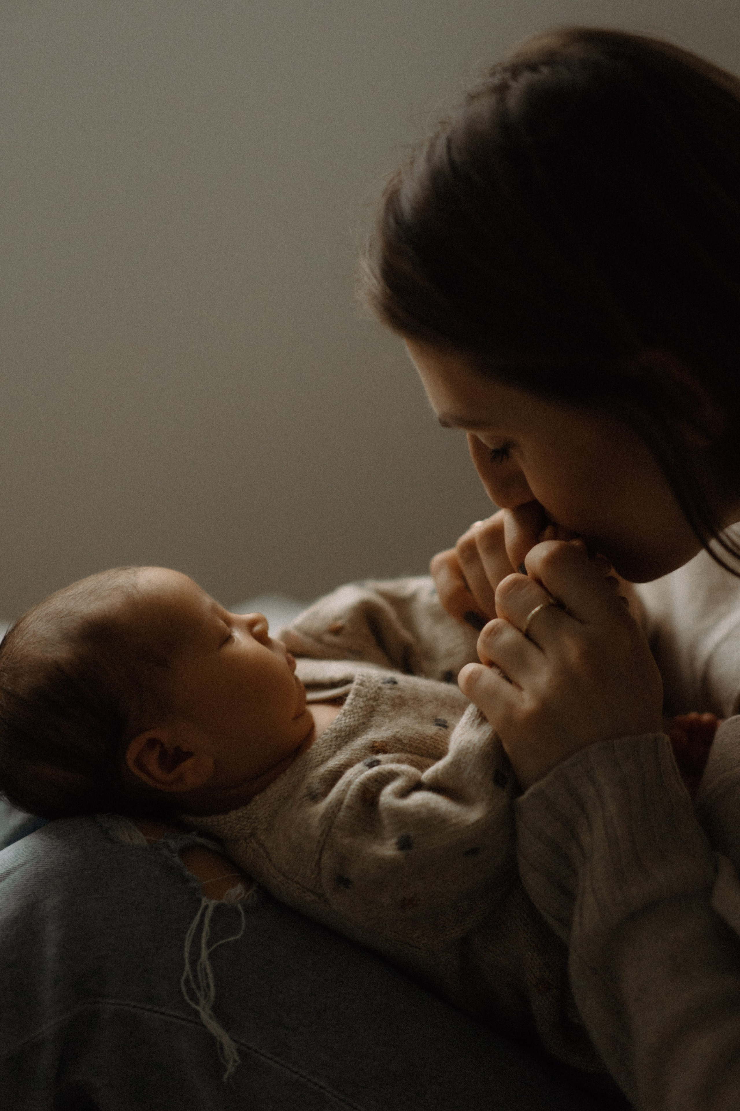 Naujagimio fotosesija | NAMAI. Vestuvių ir šeimų fotografė Lena Bondarenko / belove photo
