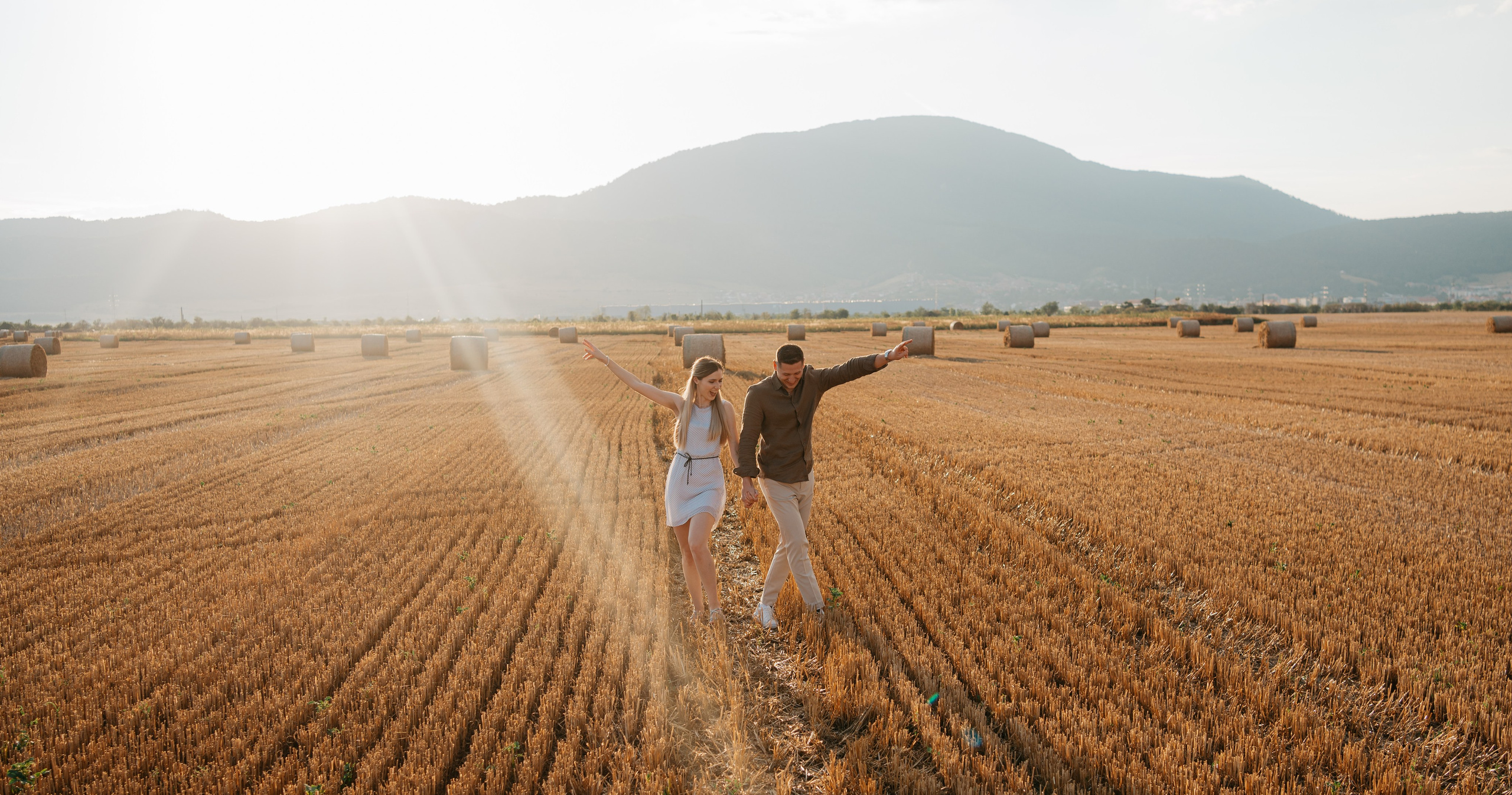 SAVE THE DATE — ANDREEA & IUSTIN. Ars Vidi | Digital Solutions