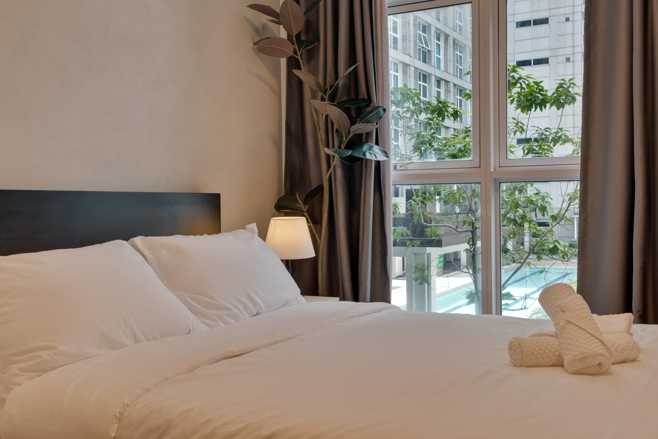 LINEAR MAKATI // AIRBNB. Interior & Architectural Photographer Philippines | Argen Carlo Camaclang