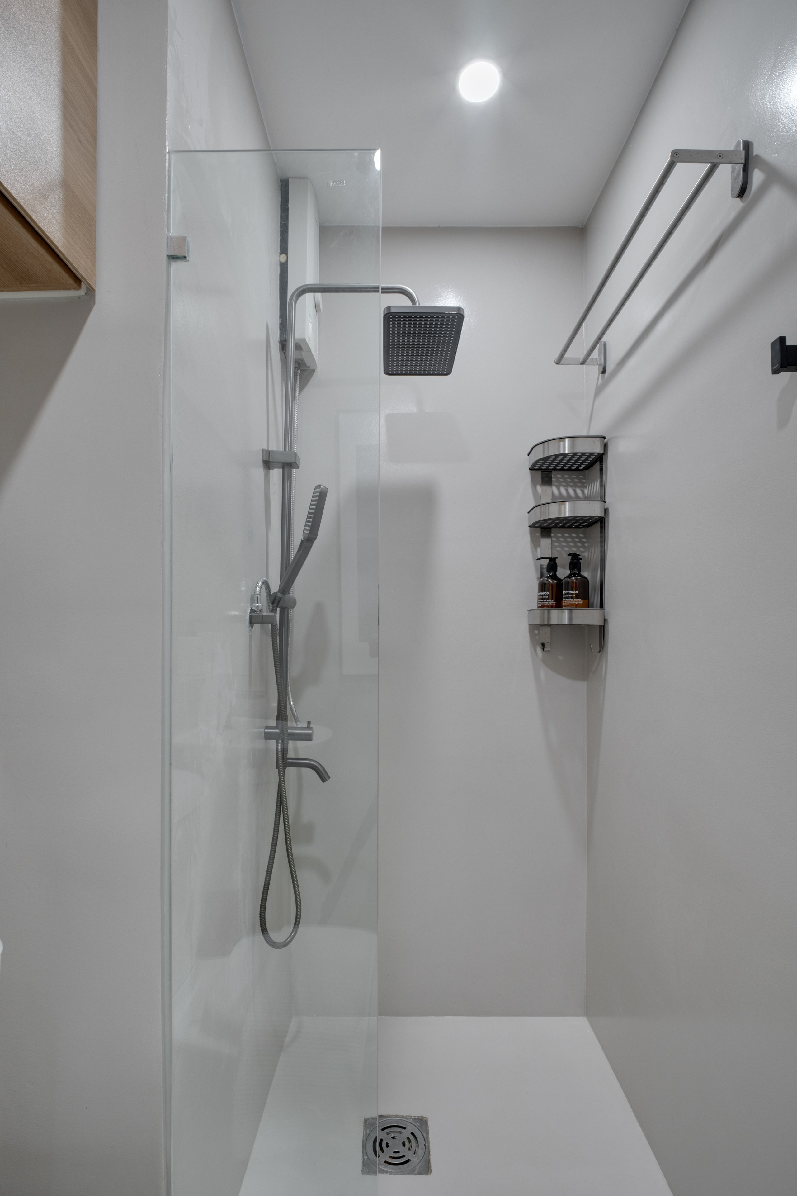LINEAR MAKATI // AIRBNB. Interior & Architectural Photographer Philippines | Argen Carlo Camaclang