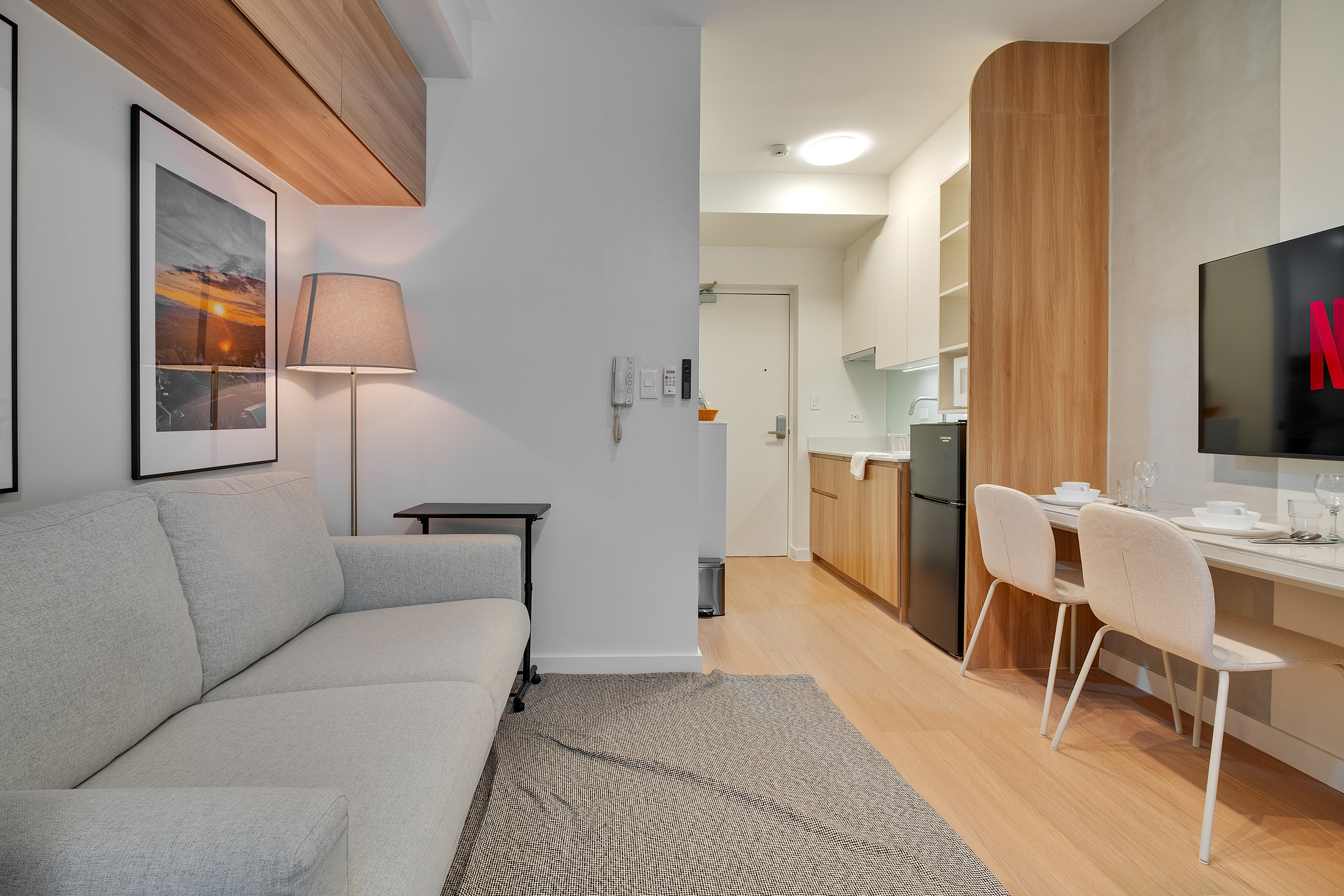 LINEAR MAKATI // AIRBNB. Interior & Architectural Photographer Philippines | Argen Carlo Camaclang