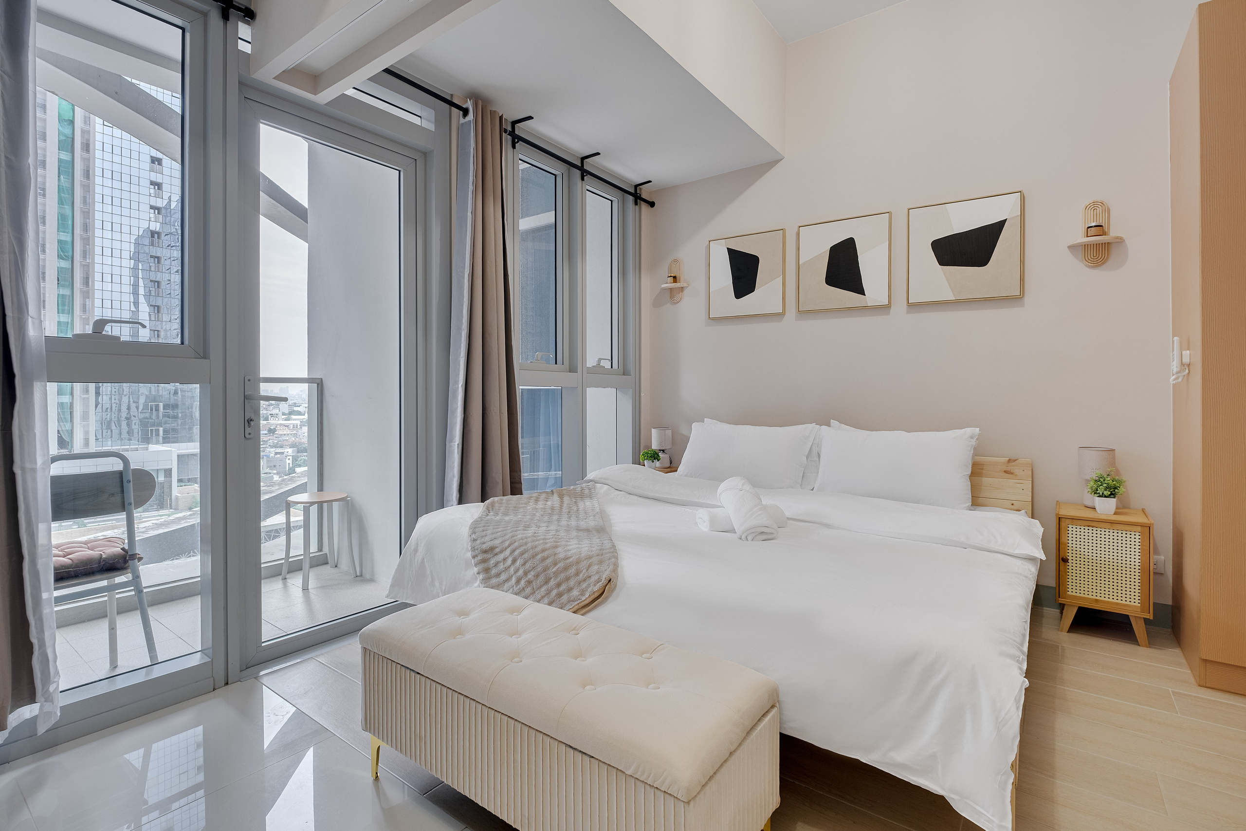 UPTOWN PARKSUITESS TOWER II. Interior & Architectural Photographer Philippines | Argen Carlo Camaclang