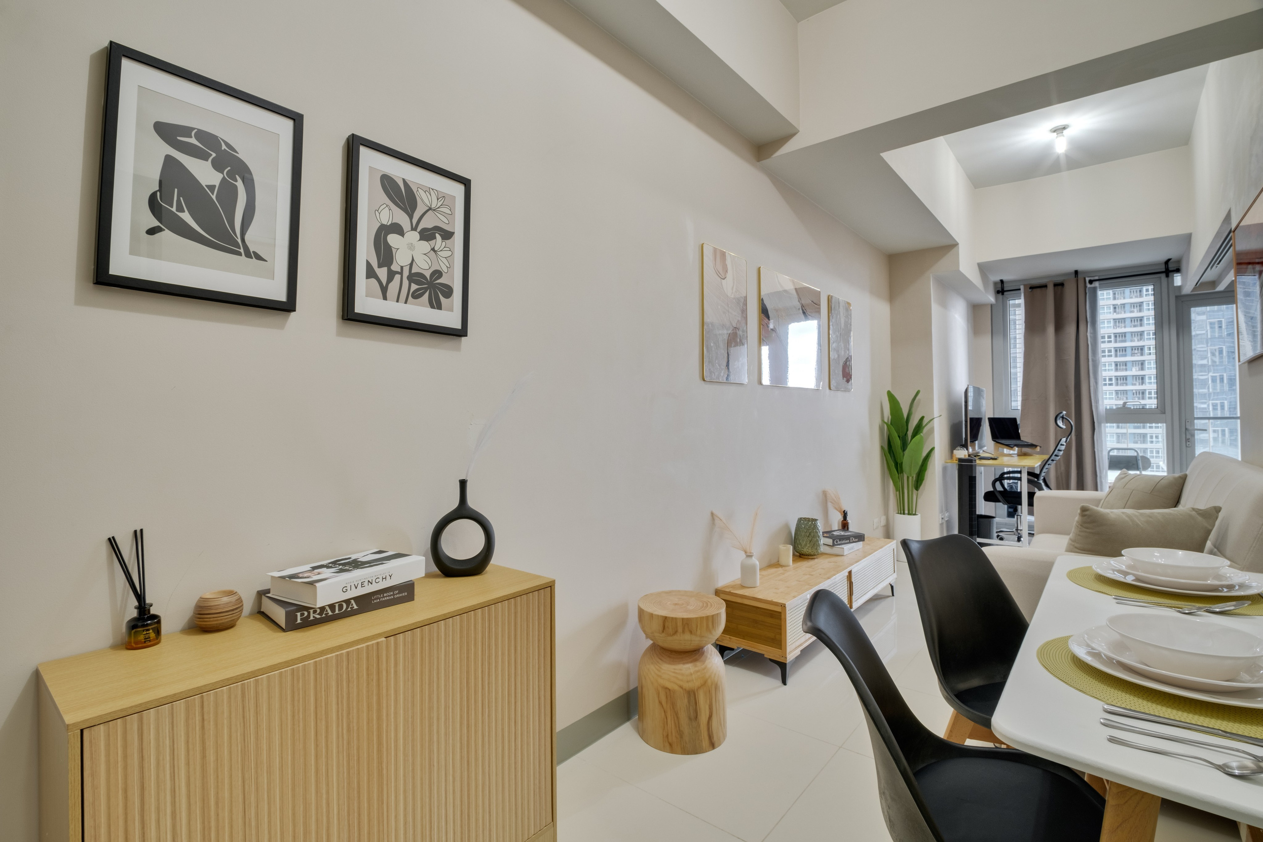 UPTOWN PARKSUITESS TOWER II. Interior & Architectural Photographer Philippines | Argen Carlo Camaclang