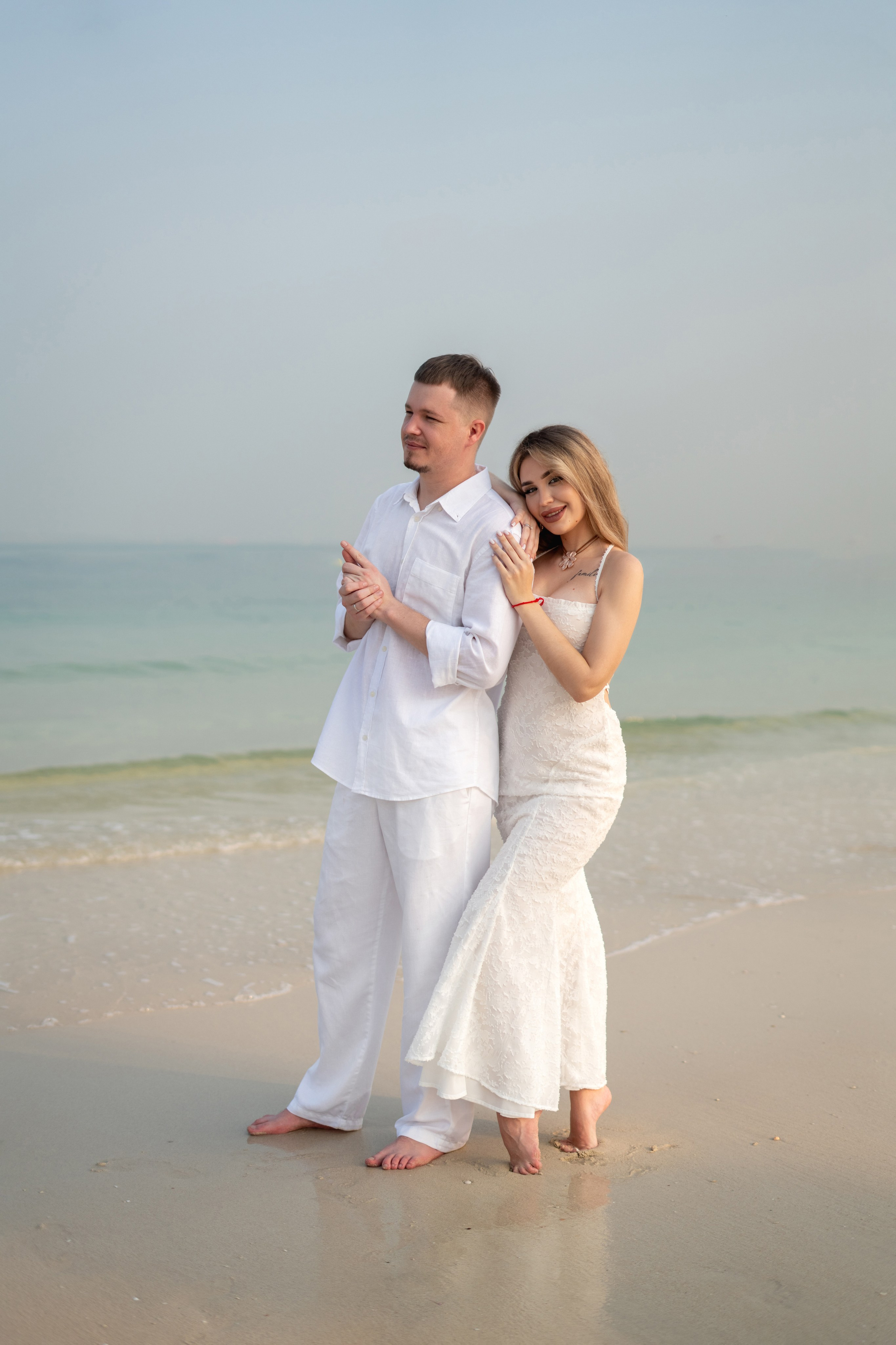 Sea breeze and kisses. Angela Iakovleva — Family Photographer in Dubai