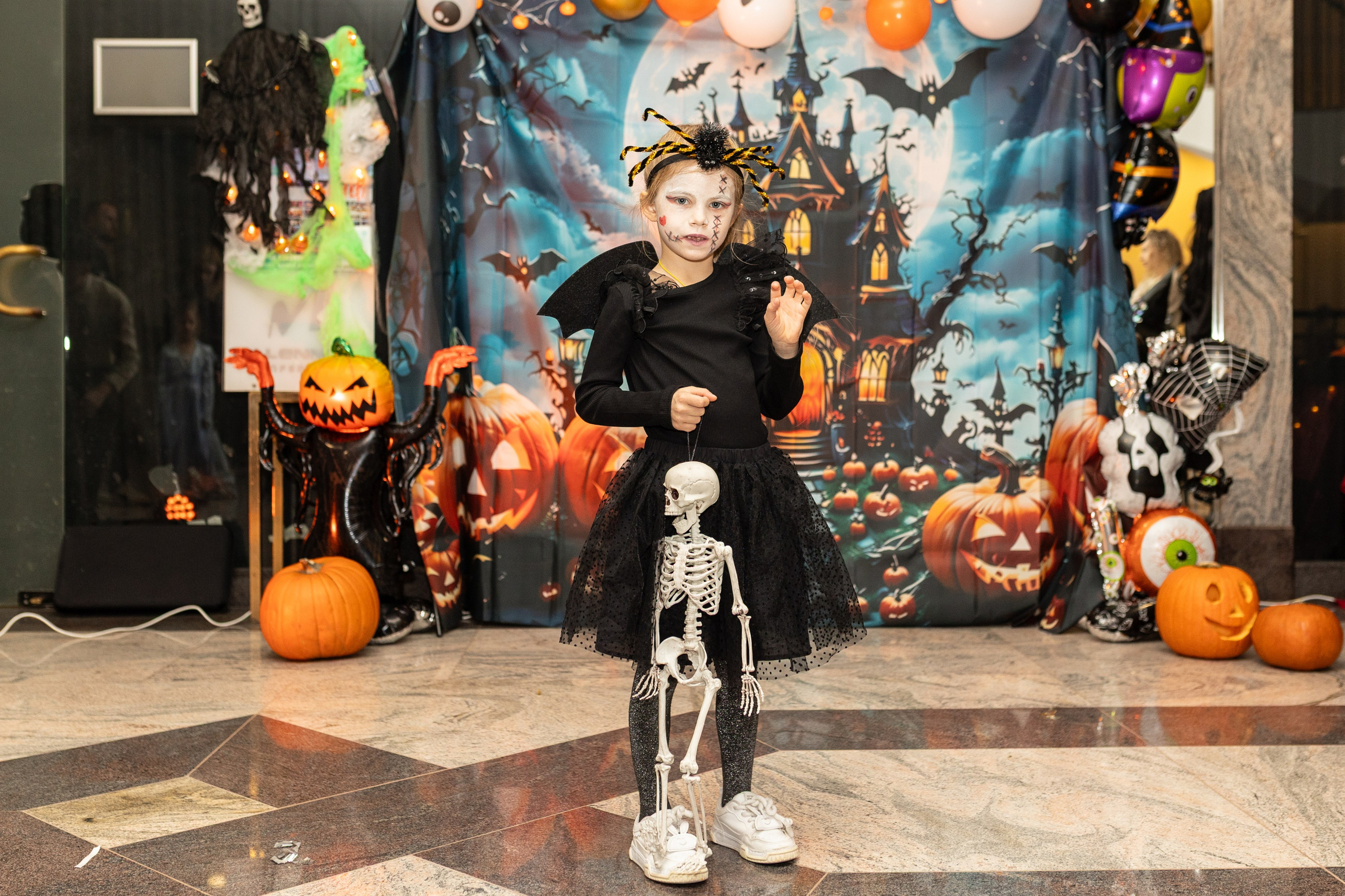 Leo dance studio Helloween 2025. Семейный и детский фотограф в Варшаве Мила Бобровская