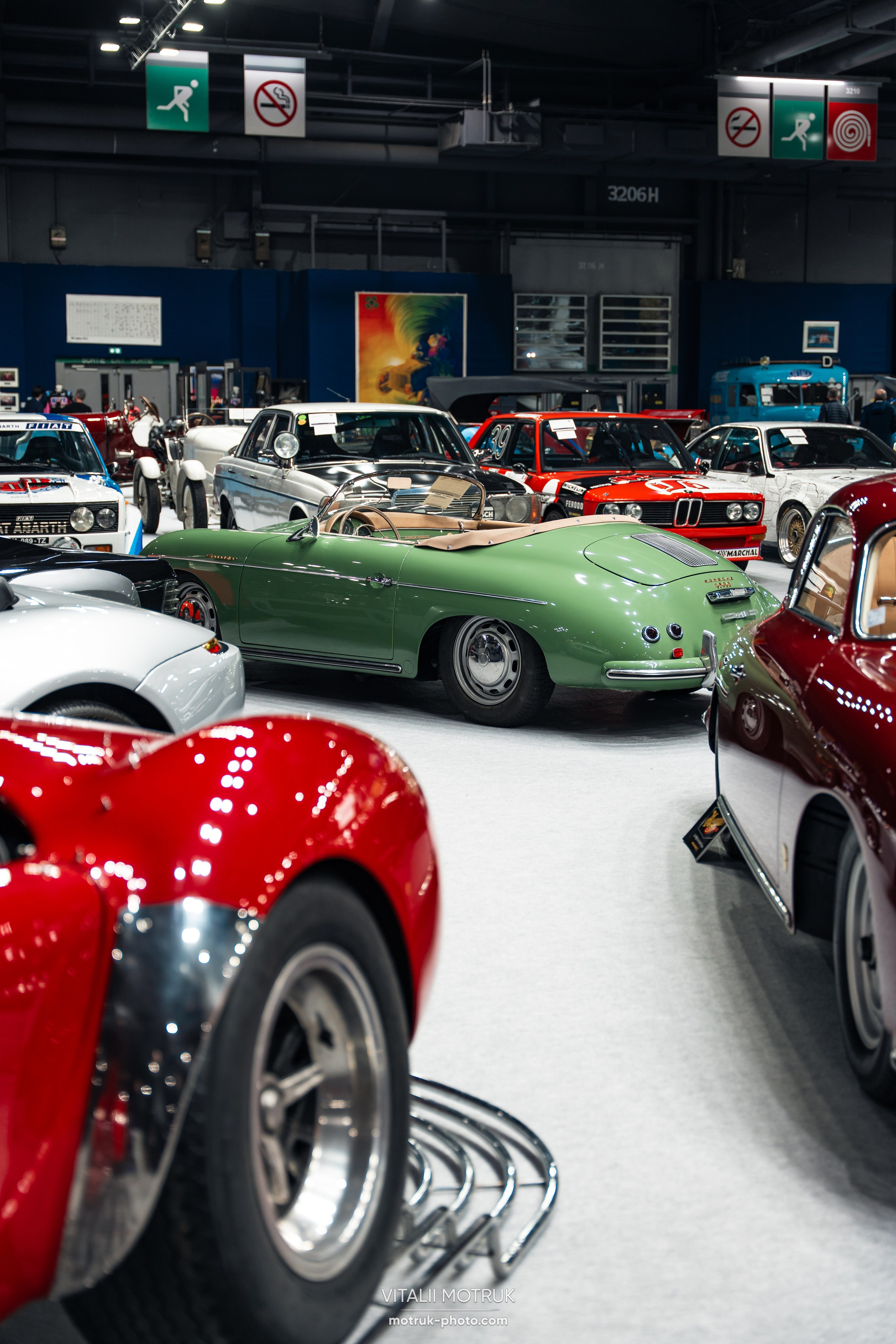 Retromobile 2025. Photographer in Paris — Vitalii Motruk