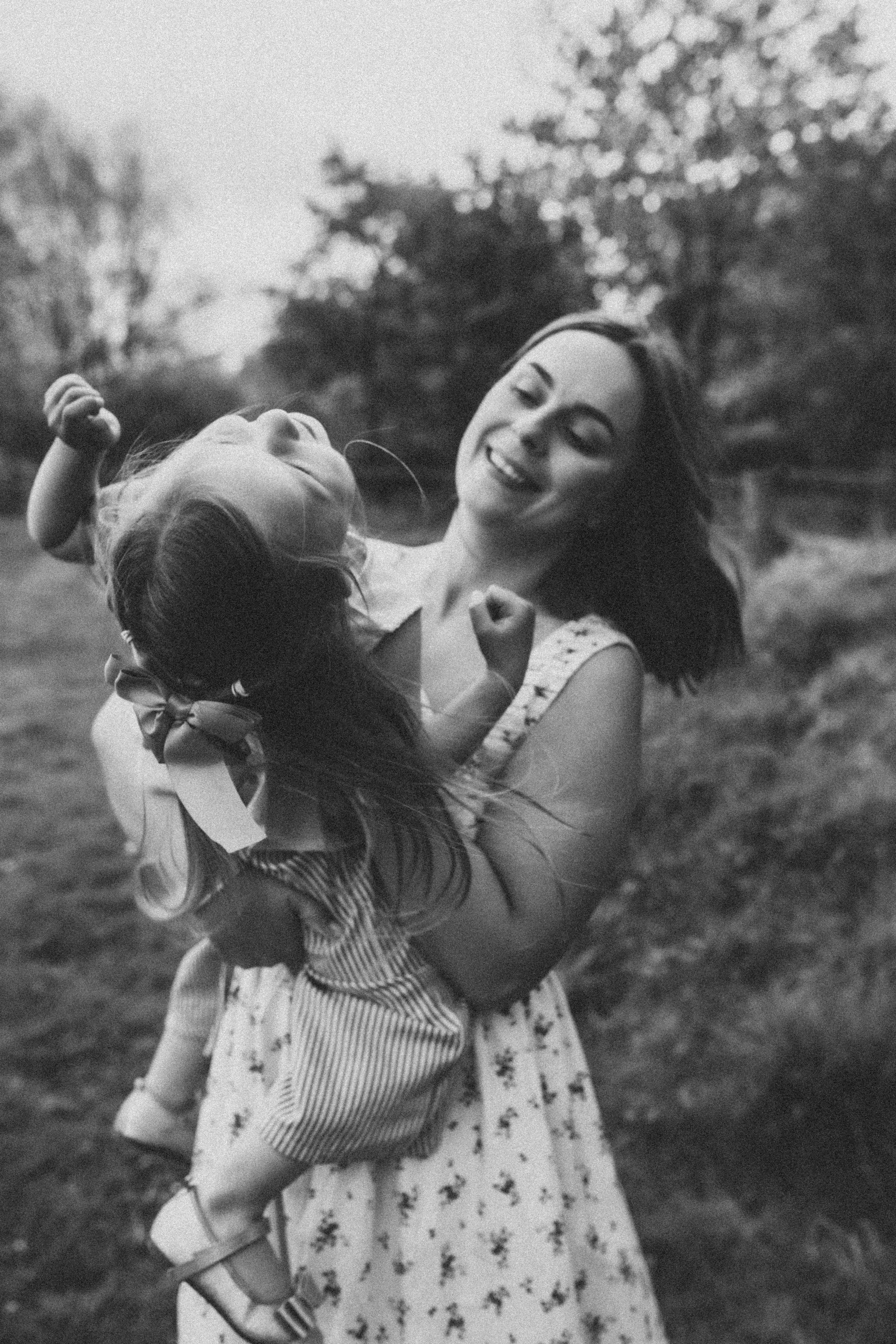 Big Family Moments. Wedding and Portrait Photographer Evie Moon
