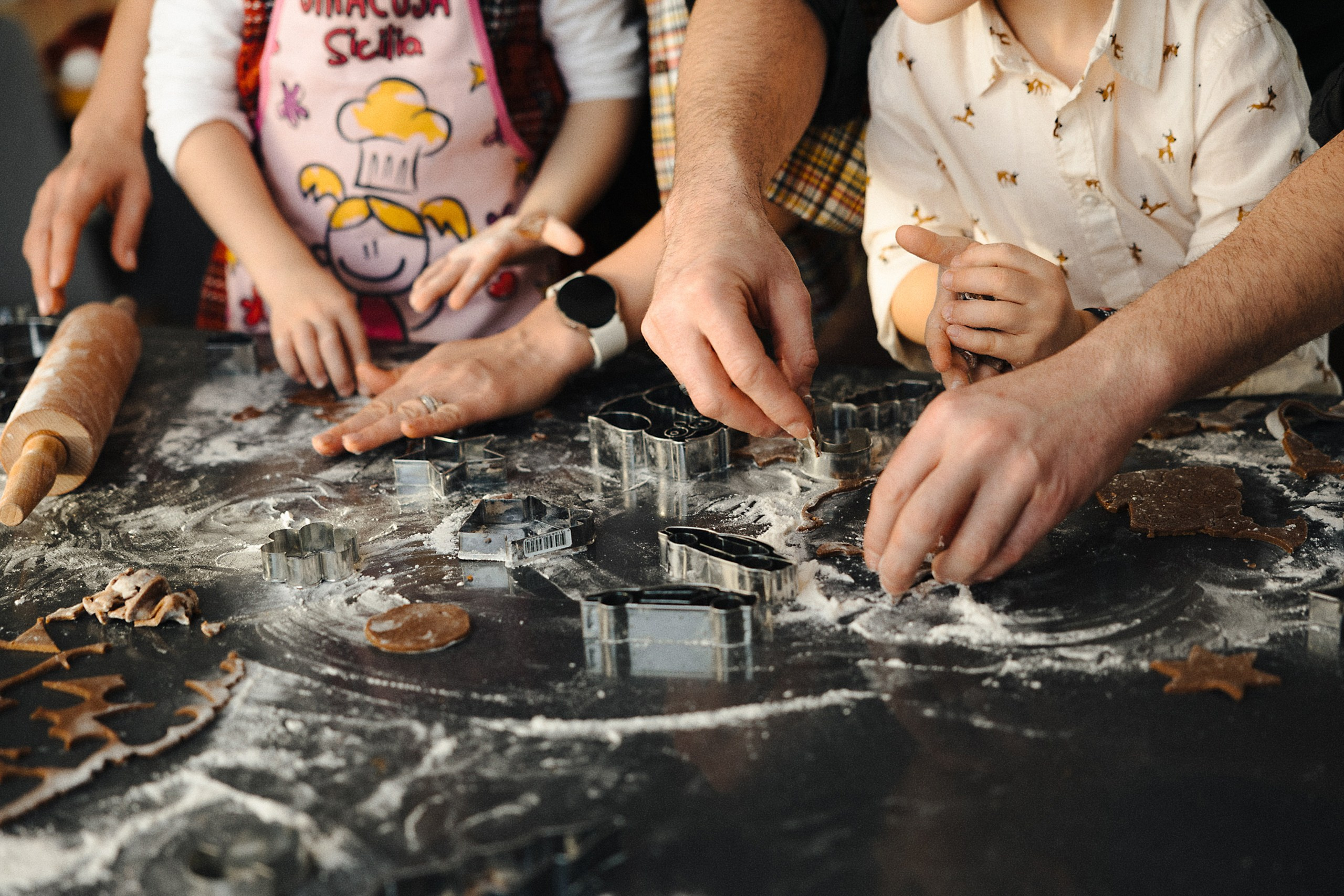 Christmas and New Year photo sessions in Riga, Latvia in studio. Evgeny Timofeyev | Wedding & Content photographer and videographer