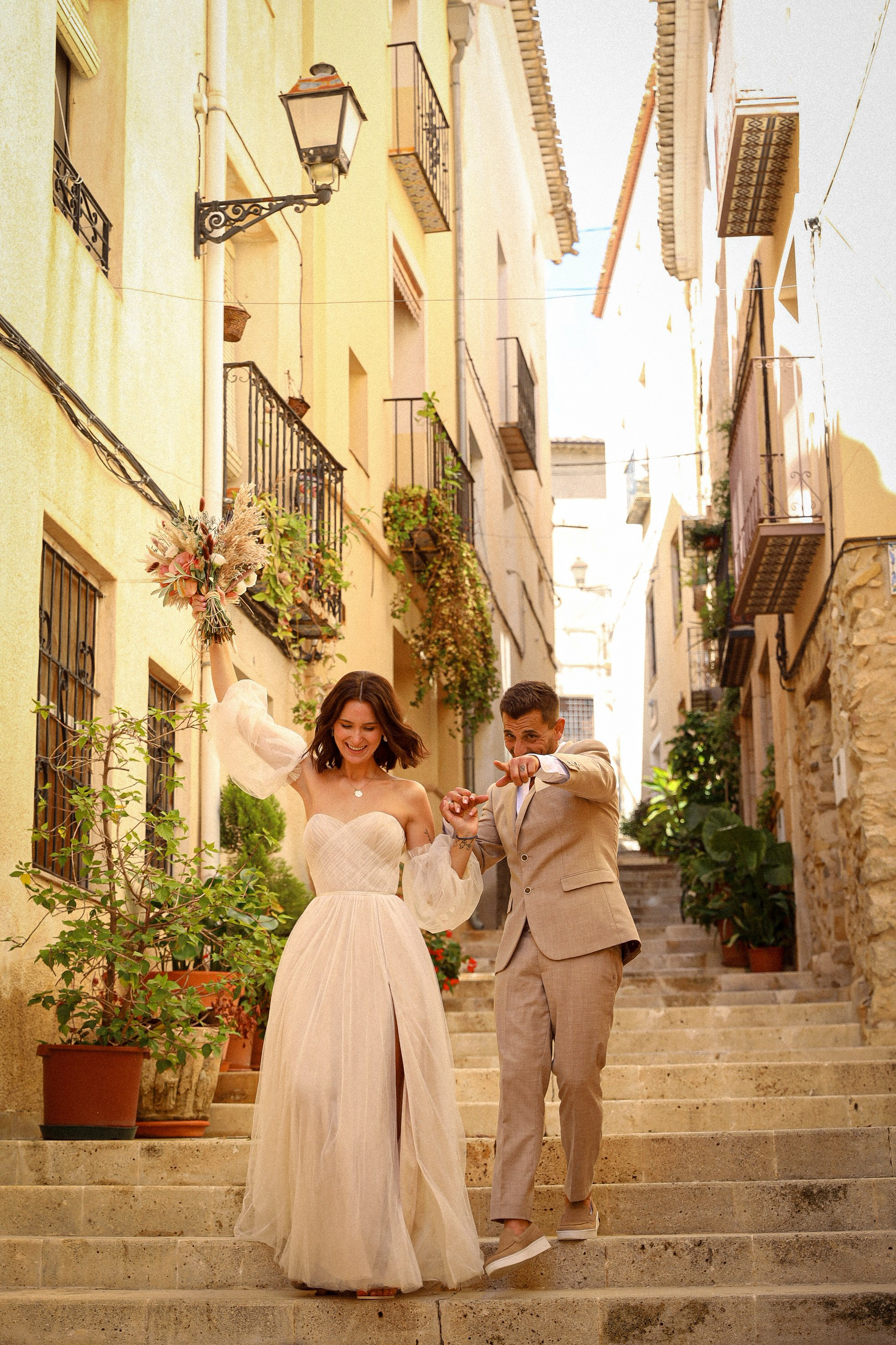 Mateo & Misia. Wedding and family photographer in Altea, Valencia, Alicante, Benidorm
