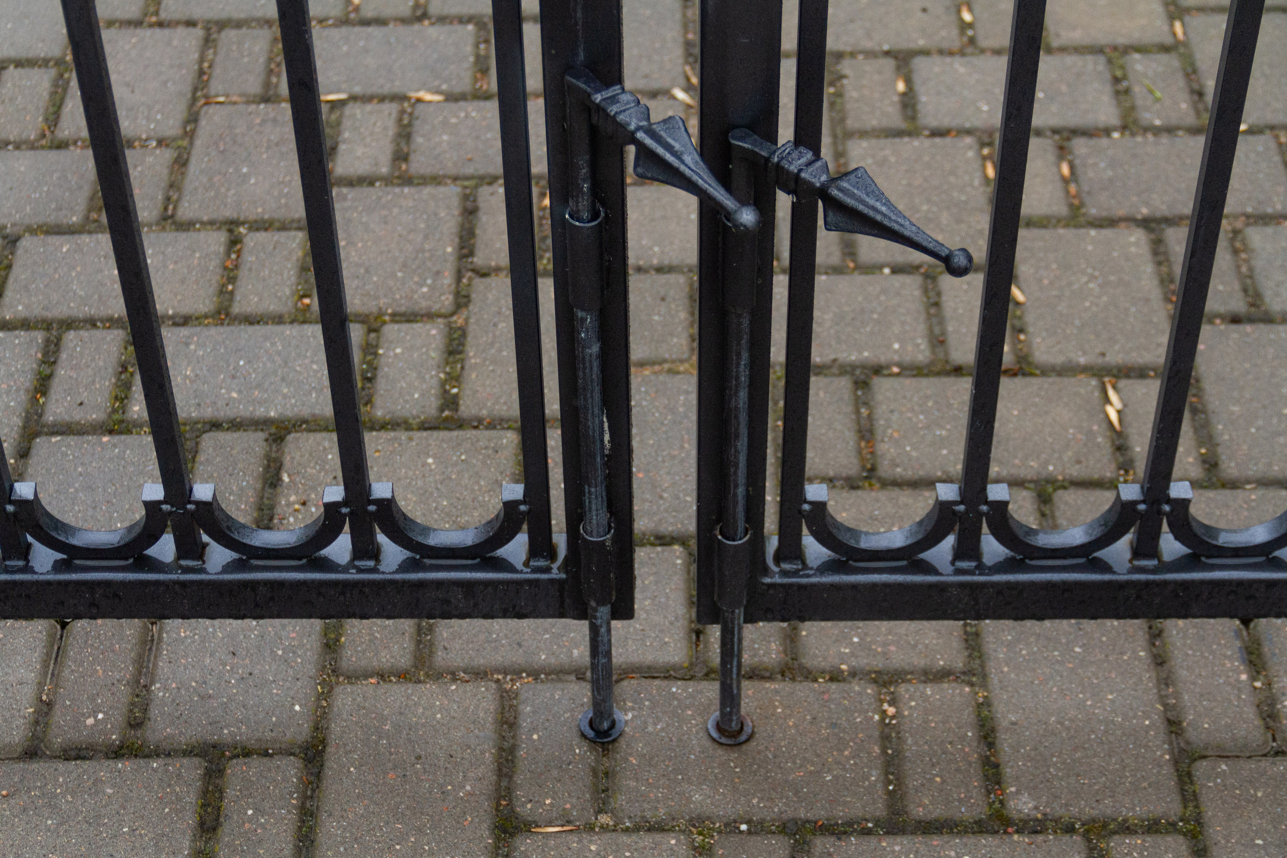 Парафія св.Казіміра, касцёл св.Піо ў Маладзечне. Скульптор кузнец Мария Тарлецкая