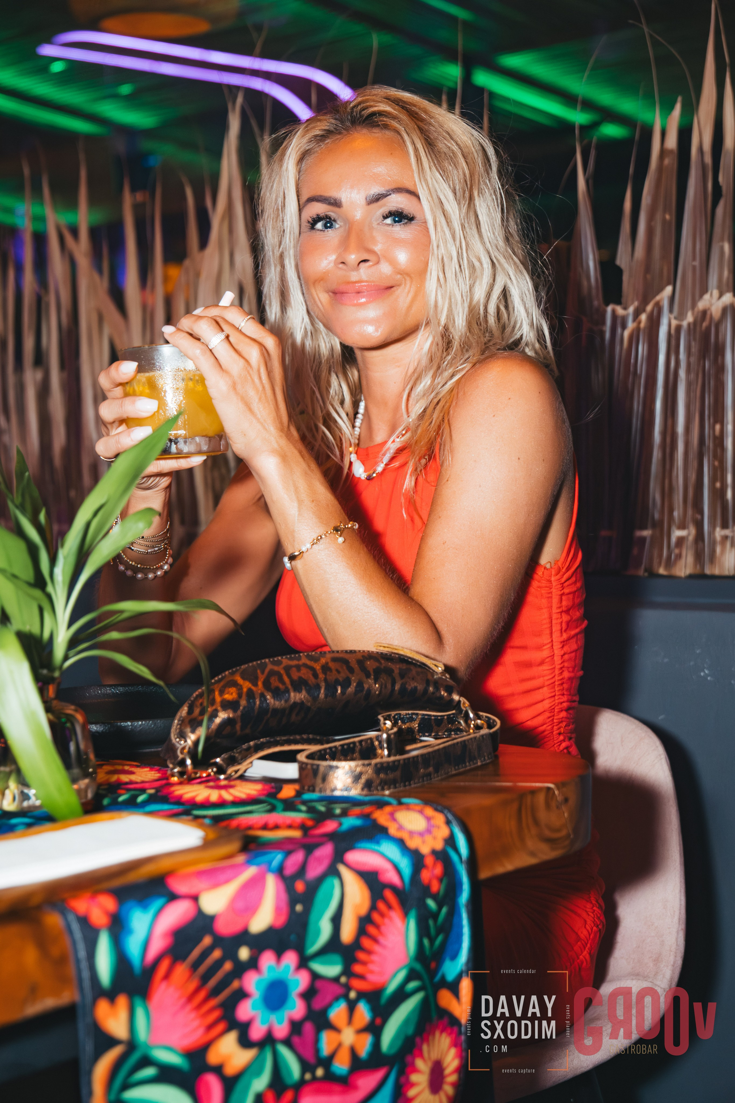 Вечеринка Tiki Twilights | Фоторепортаж | Афиша | DAVAYSXODIM.com PHUKET. АФИША|ФОТОРЕПОРТАЖИ|ИВЕНТЫ|ПХУКЕТ