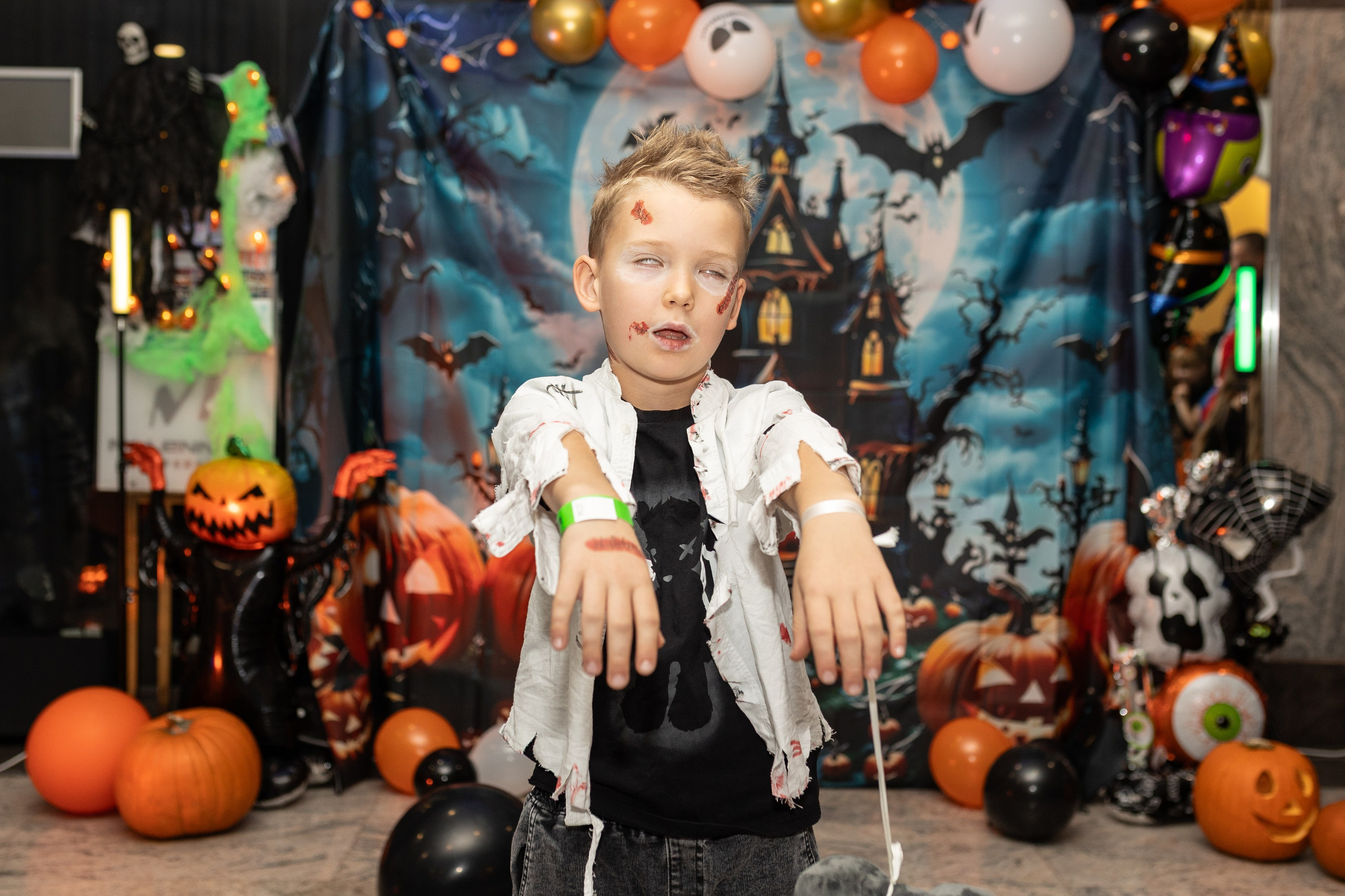 Leo dance studio Helloween 2025. Семейный и детский фотограф в Варшаве Мила Бобровская