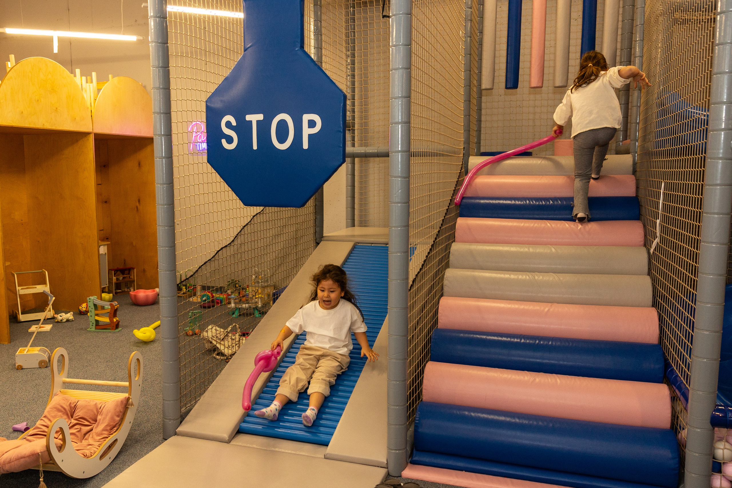 День рождения Артёма 24 января 2026 года. Семейный и детский фотограф в Варшаве Мила Бобровская