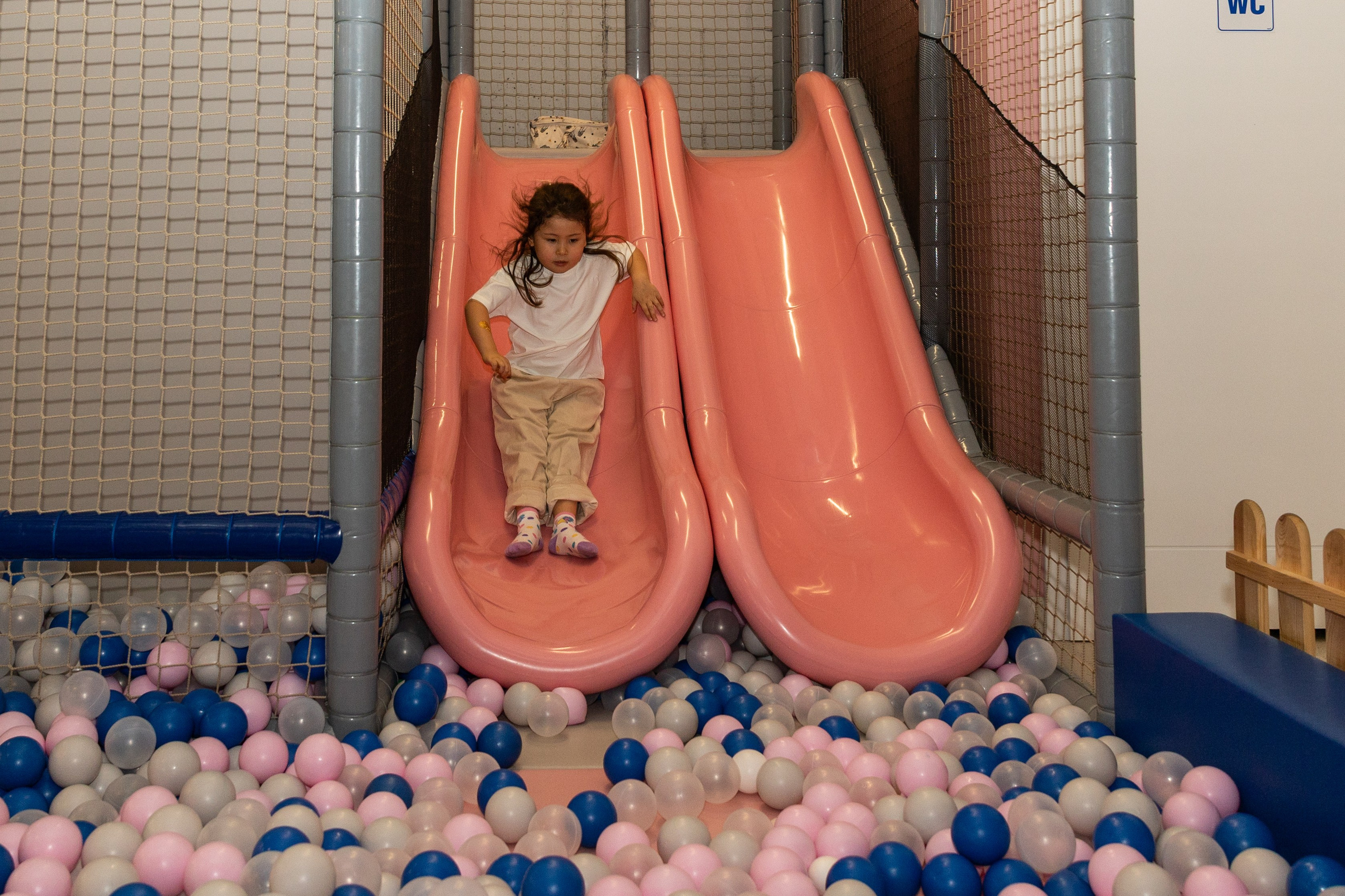 День рождения Артёма 24 января 2026 года. Семейный и детский фотограф в Варшаве Мила Бобровская