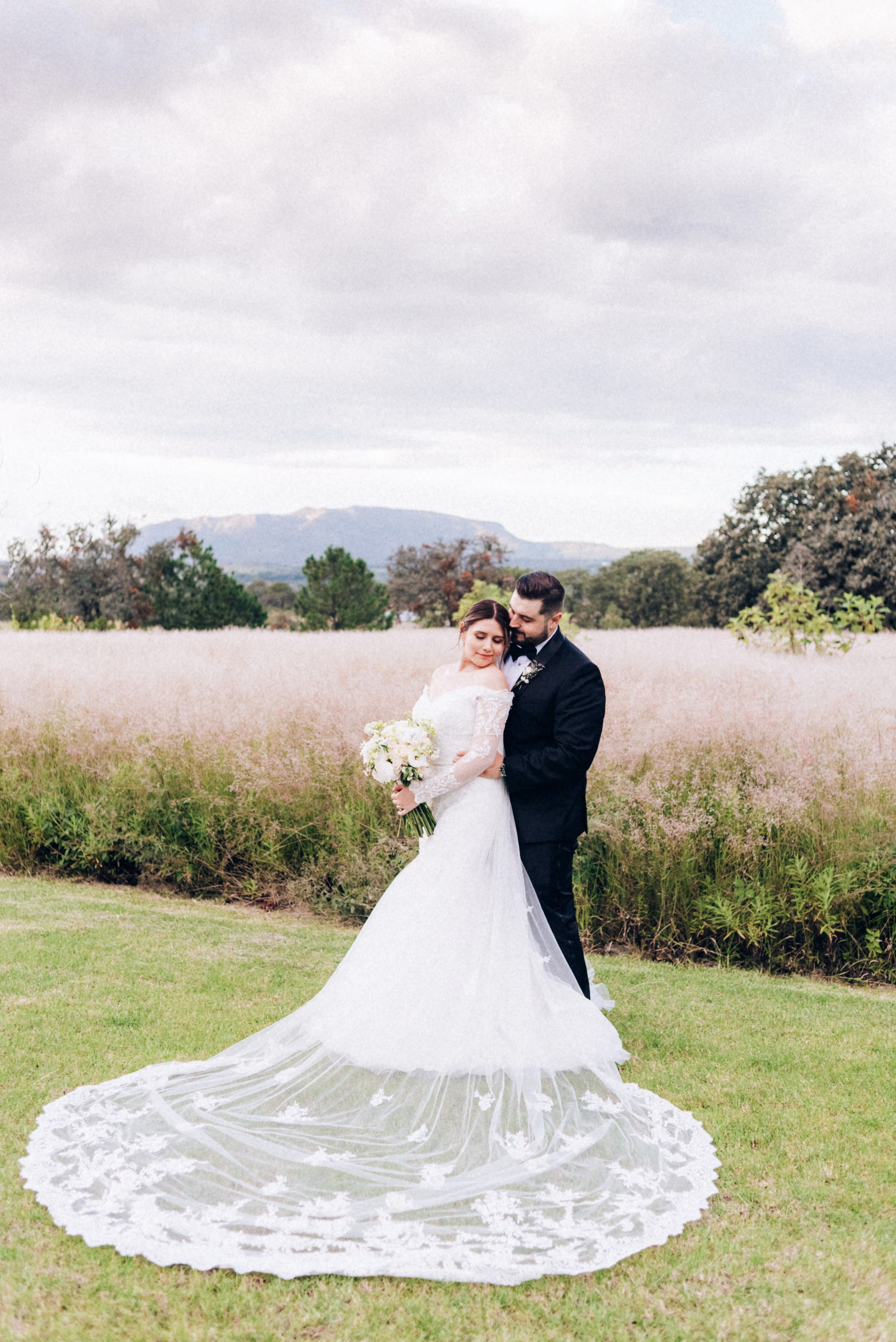 WEDDING PHOTOS. Wedding Photographer and Filmmaker in Guadalajara Mexico Abraham Linares