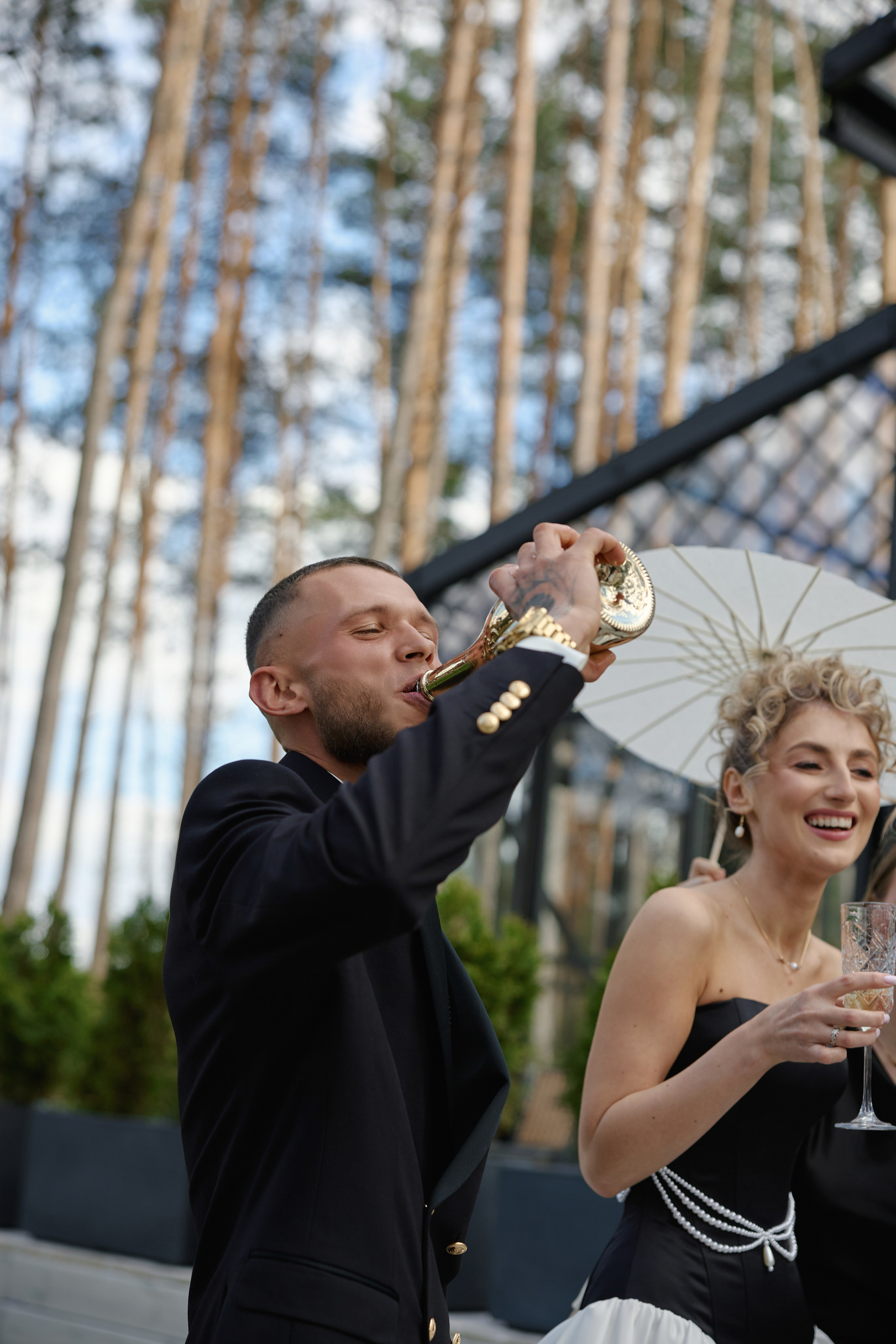 Natalia & Roman. Dworek przy lesie. Fotograf ślubny i rodzinny w Krakowie Yana Klymova