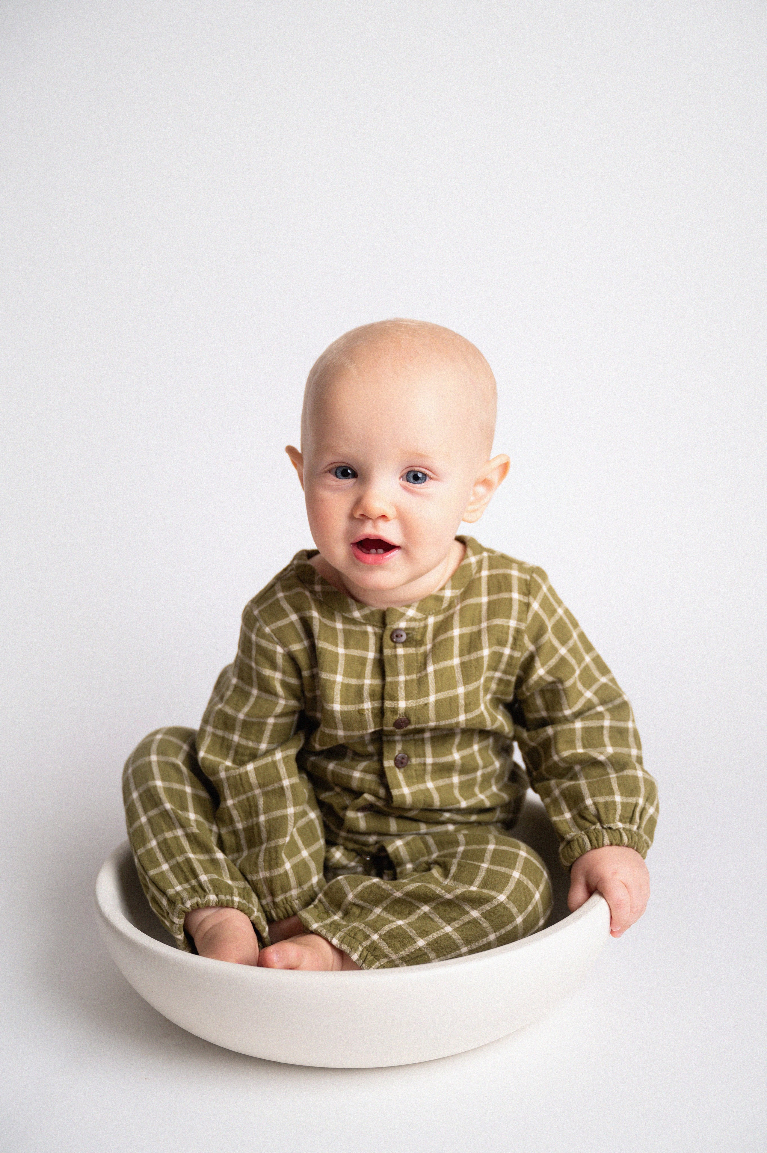 Baby. In-home newborn photography Raleigh & area Katya Kulikova