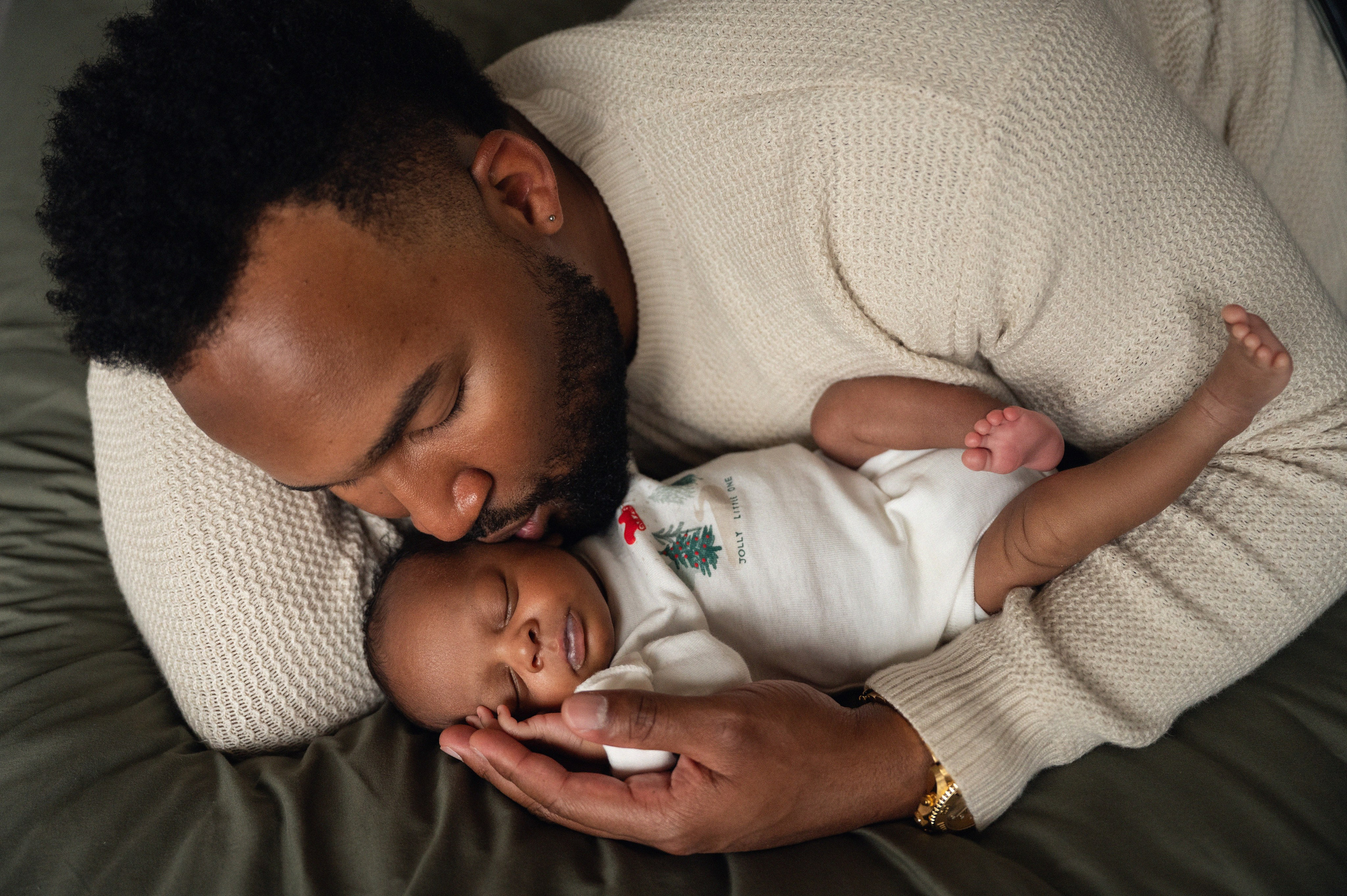 Ezra, 1 month, Lifestyle. In-home newborn photography Raleigh & area Katya Kulikova