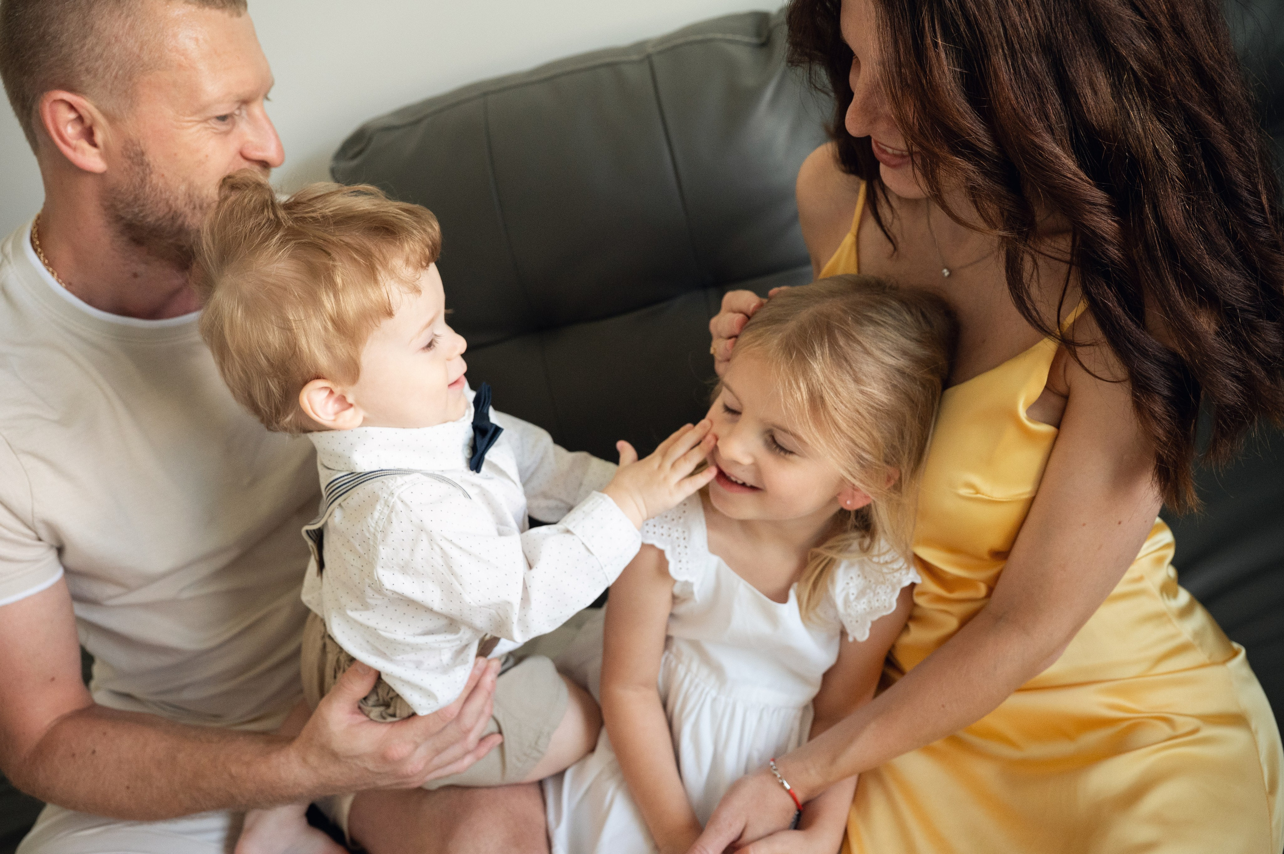 Lifestyle. In-home newborn photography Raleigh & area Katya Kulikova