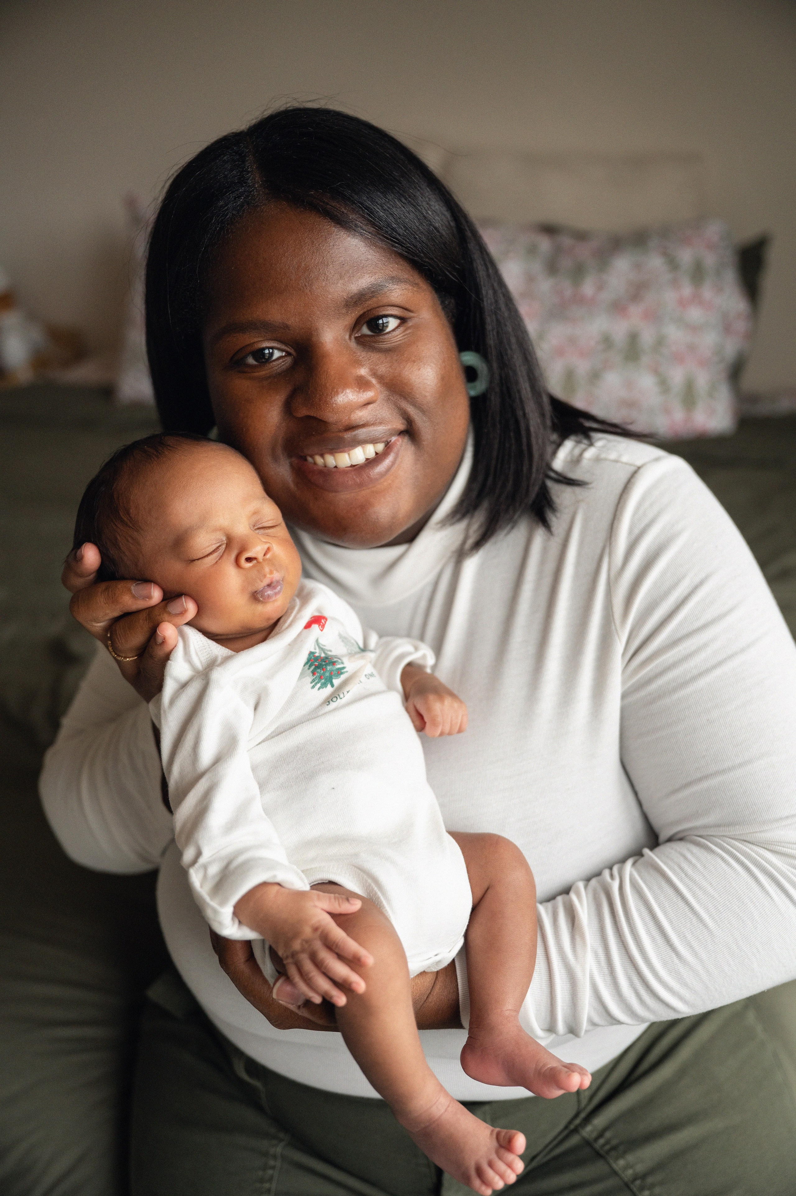 Ezra, 1 month, Lifestyle. In-home newborn photography Raleigh & area Katya Kulikova