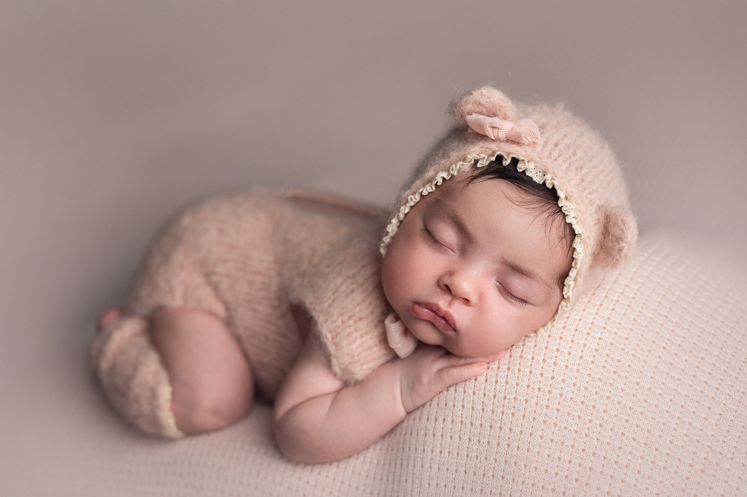 In-home newborn photography Raleigh & area Katya Kulikova