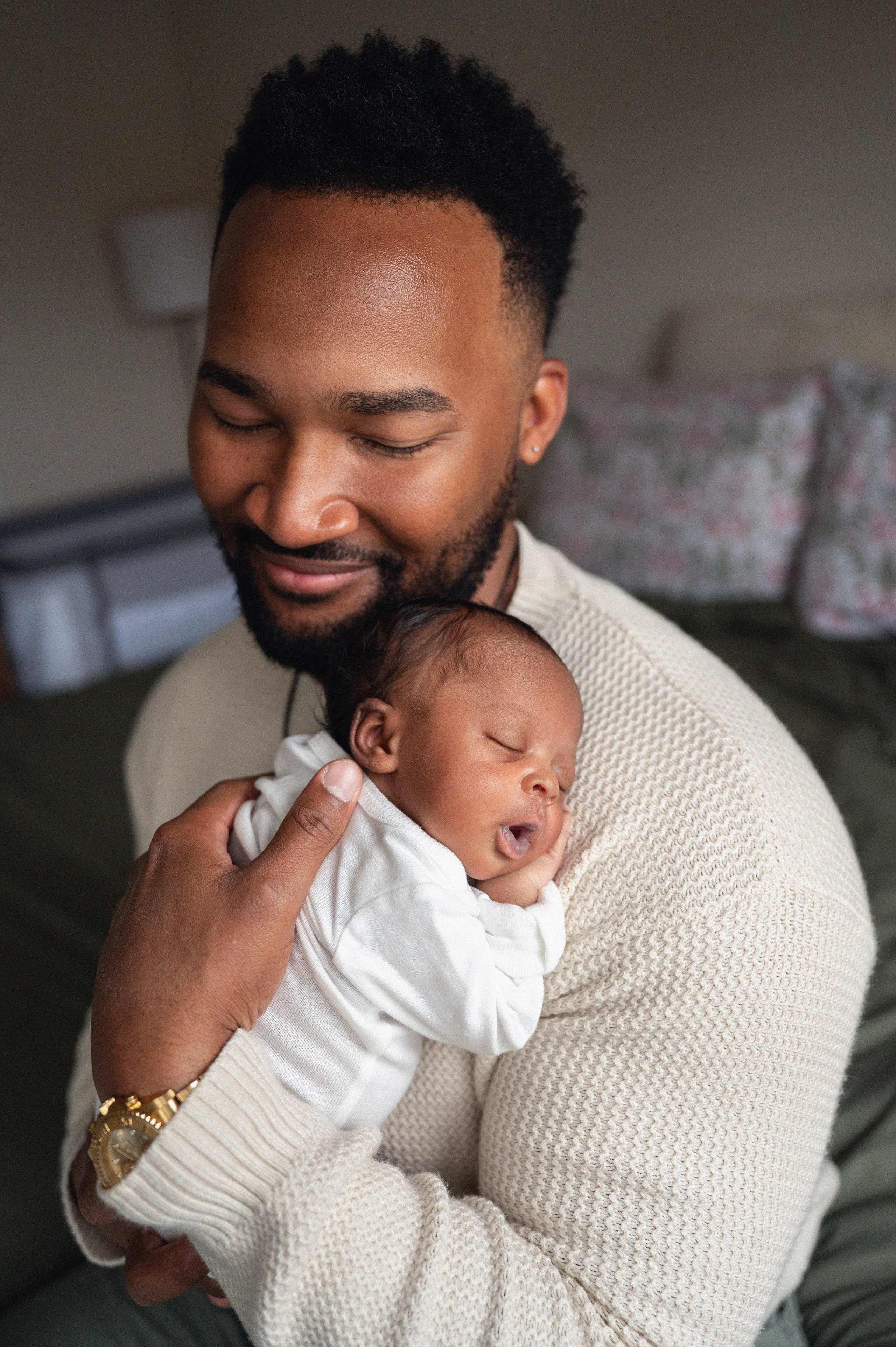 Ezra, 1 month, Lifestyle. In-home newborn photography Raleigh & area Katya Kulikova