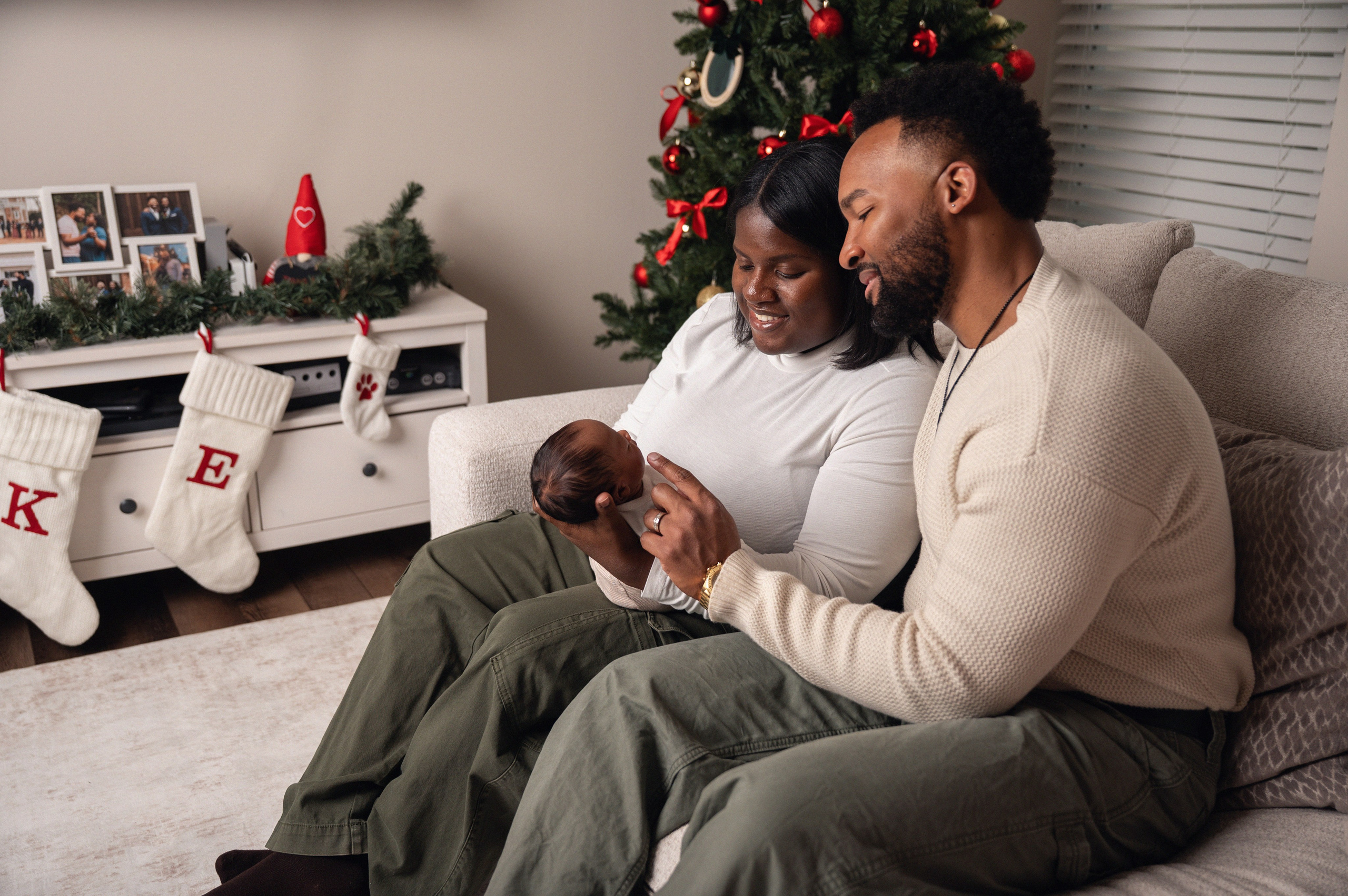 Ezra, 1 month, Lifestyle. In-home newborn photography Raleigh & area Katya Kulikova