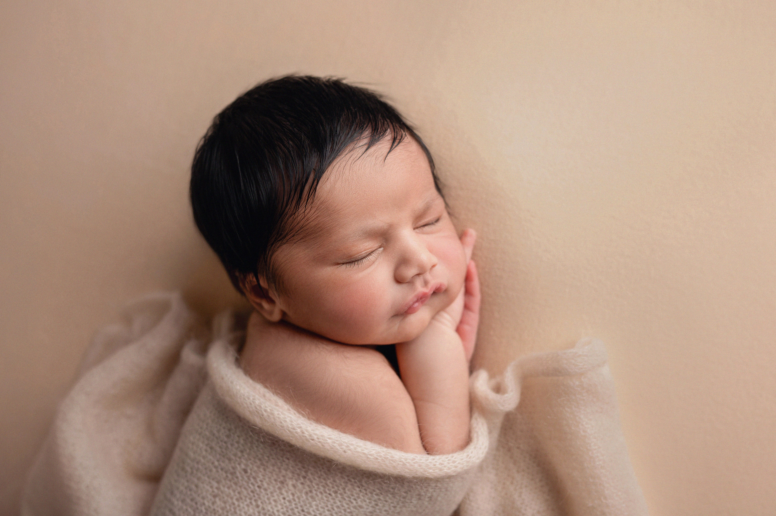 In-home newborn photography Raleigh & area Katya Kulikova