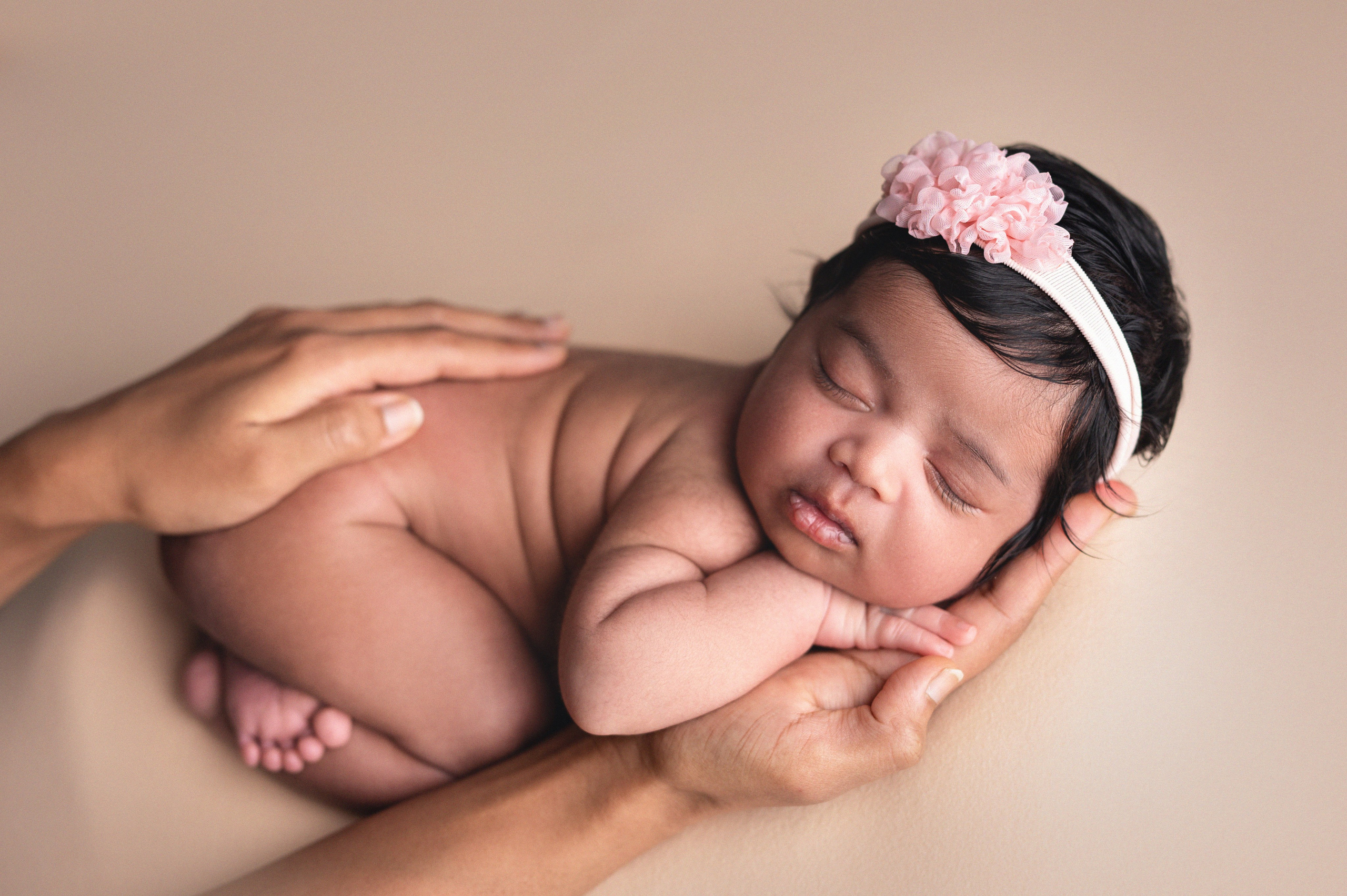 In-home newborn photography Raleigh & area Katya Kulikova
