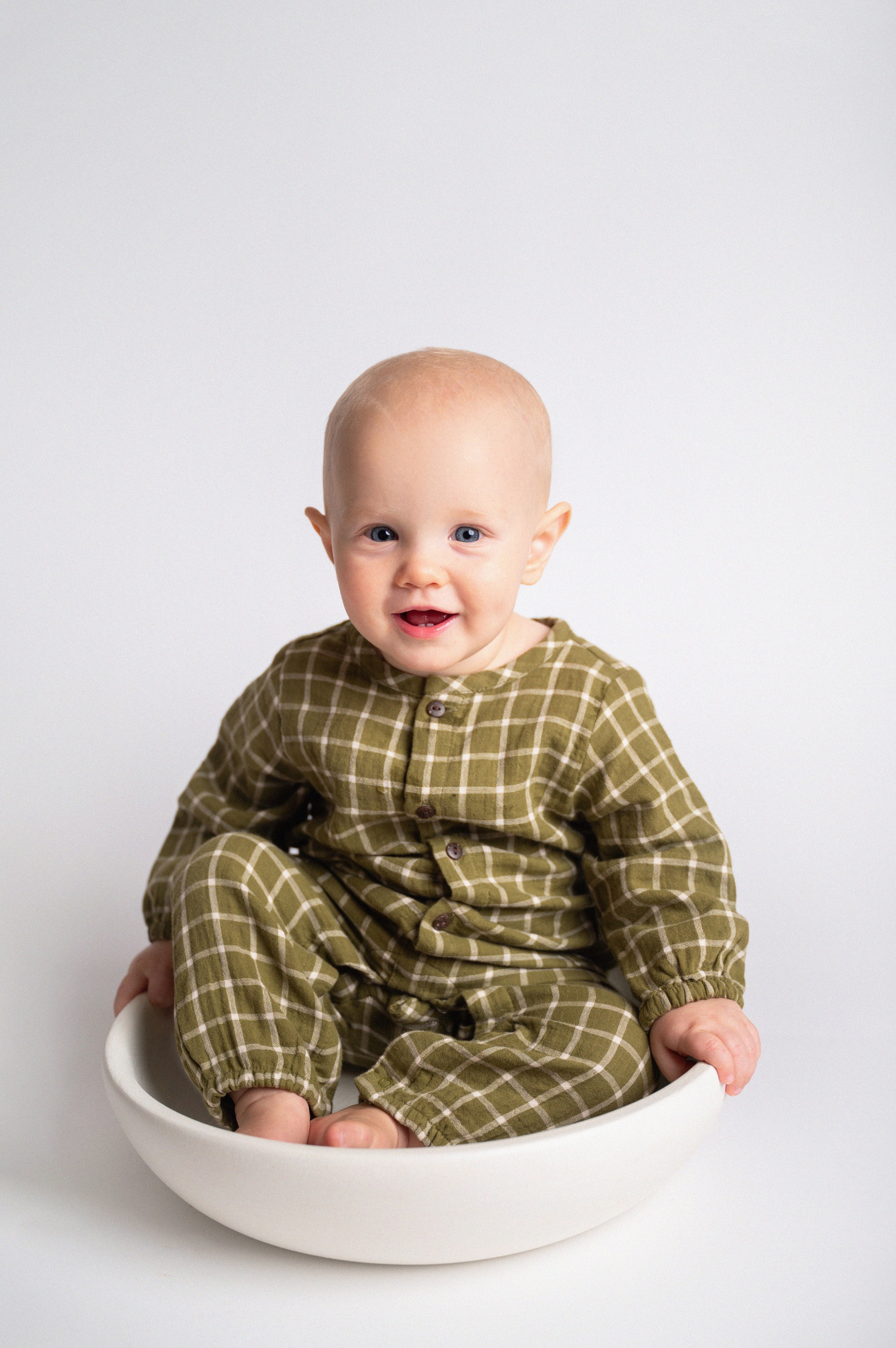 In-home newborn photography Raleigh & area Katya Kulikova