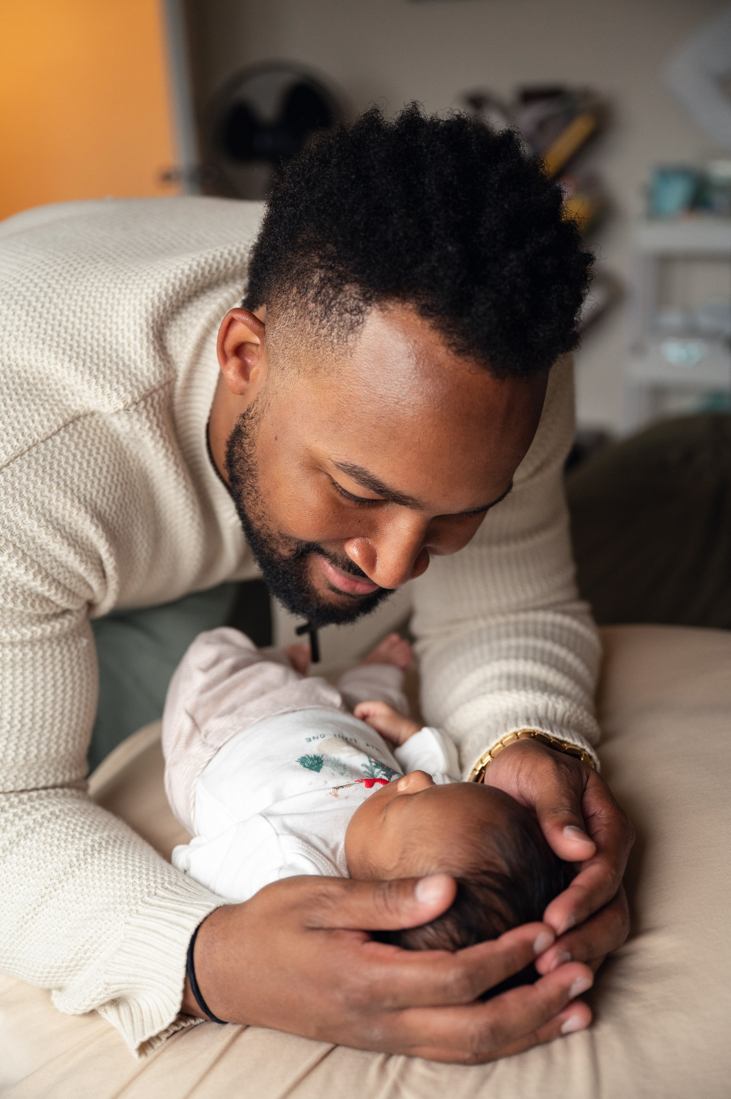 Ezra, 1 month, Lifestyle. In-home newborn photography Raleigh & area Katya Kulikova