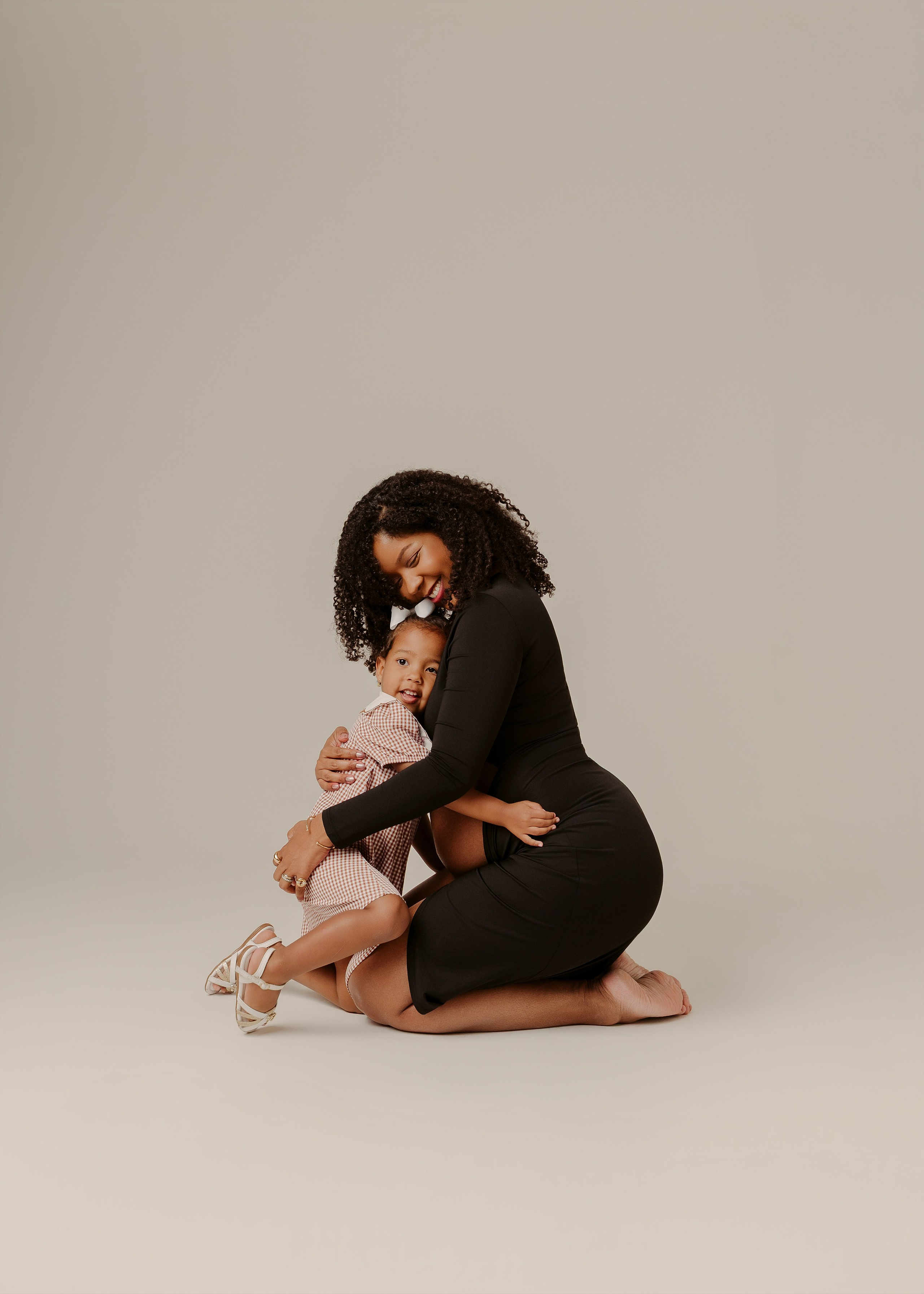 Verena à espera de Júlia. Estúdio Natani Fotografia