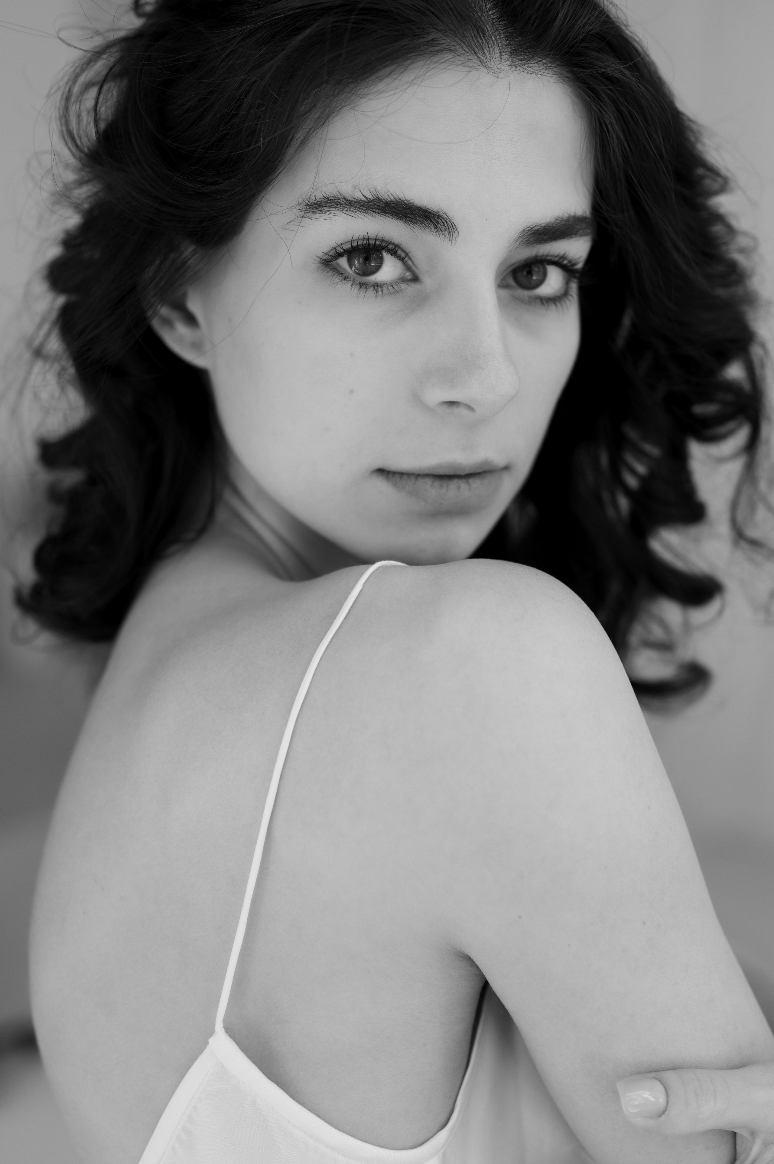 Ketevan — Tbilisi and a bright room. Photographer Yulia Lushnikova, Based in Valencia