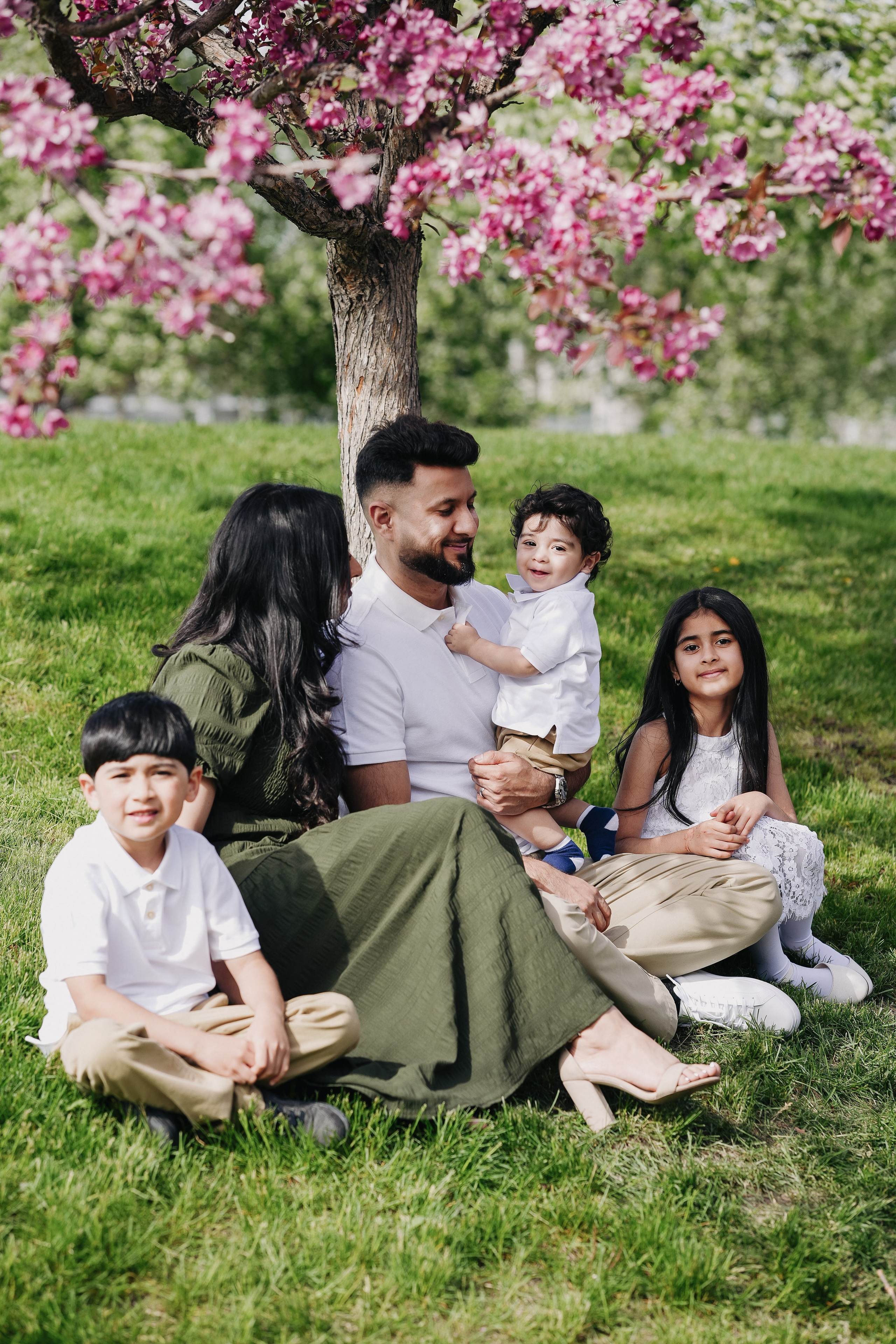 Spring Photo Day. Pashynska Photography | Calgary Wedding & Family Photographer