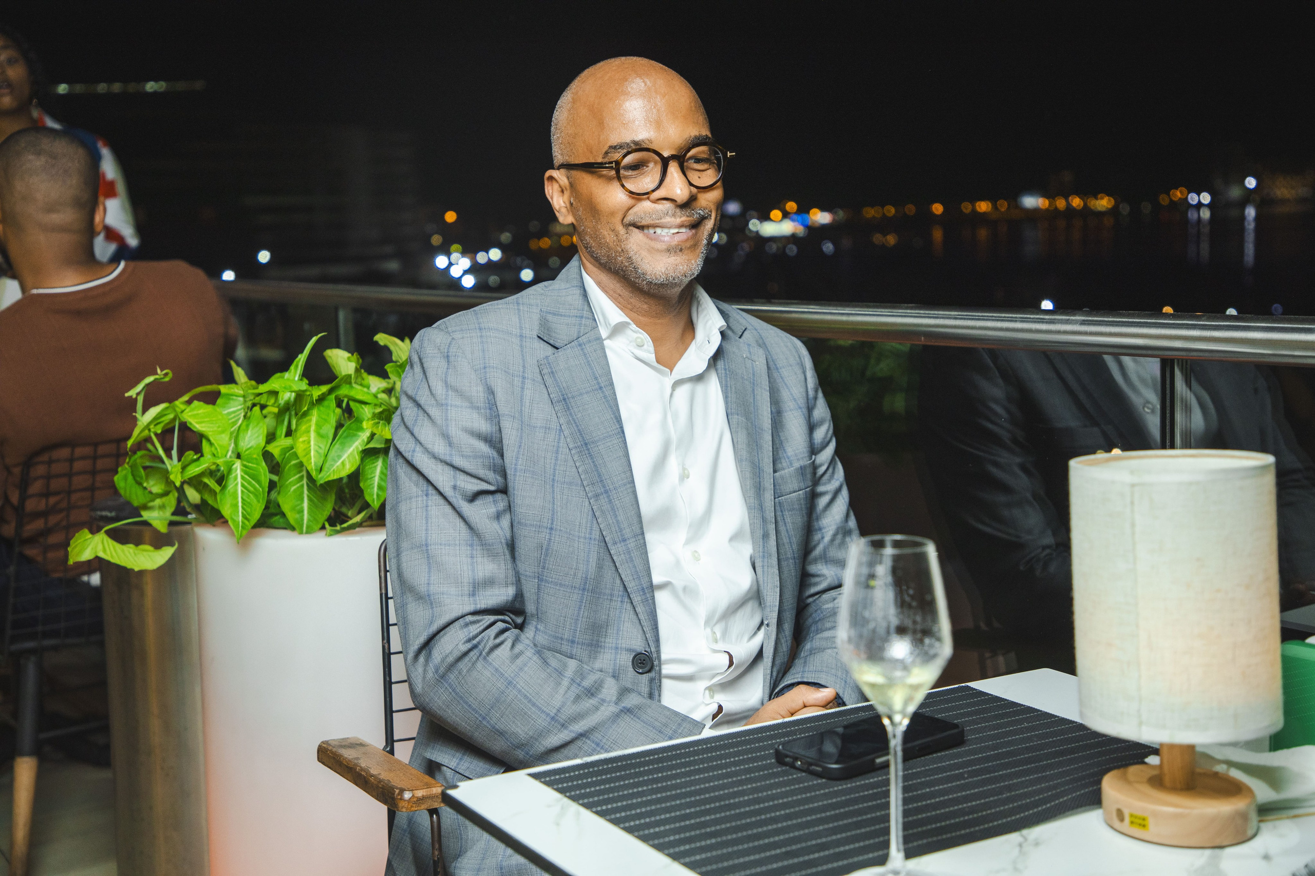 O Tronco — Restaurante e Sky lounge
