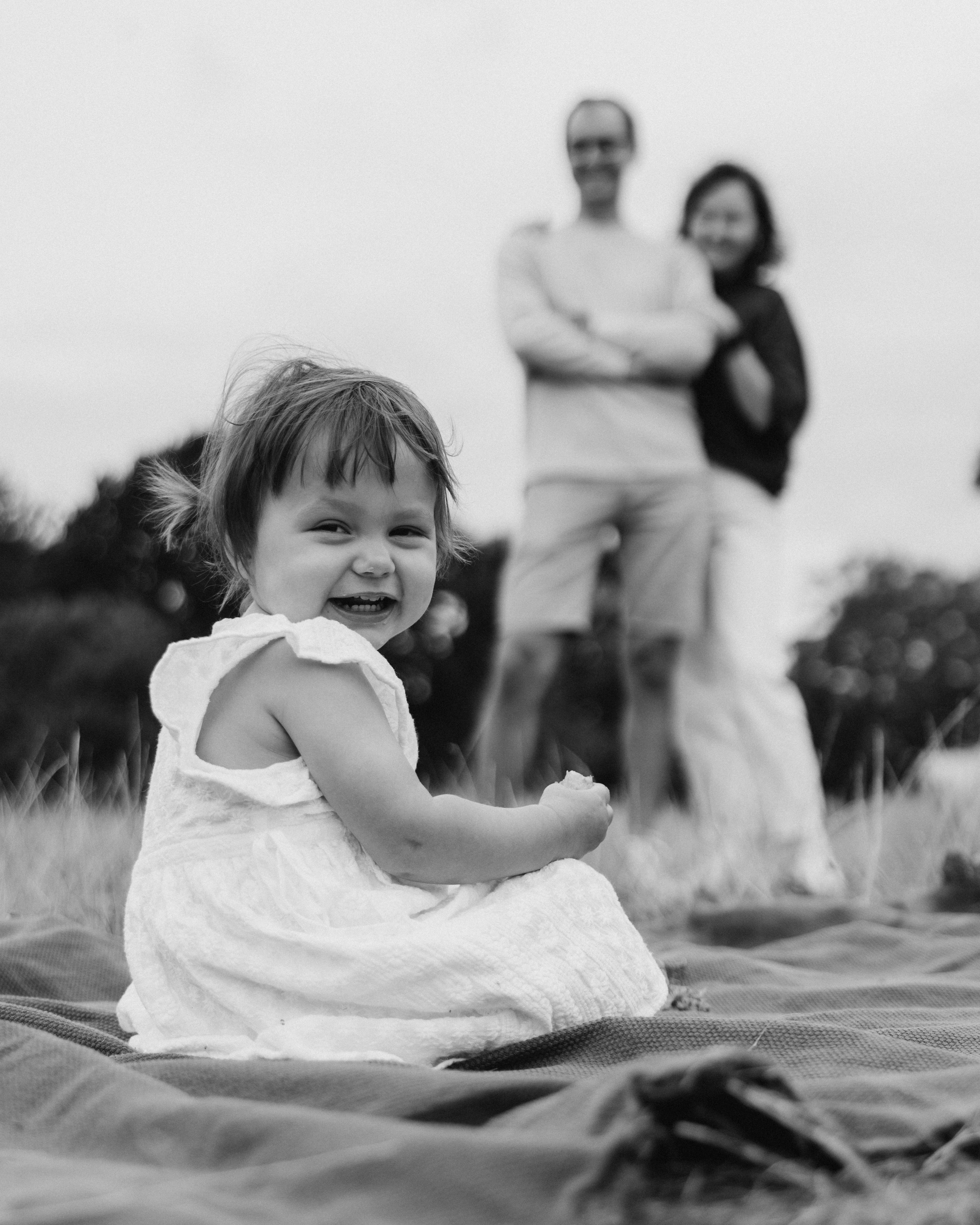 Milena with parents (Greenwich Park). Anastasia Klink, Photographer in London