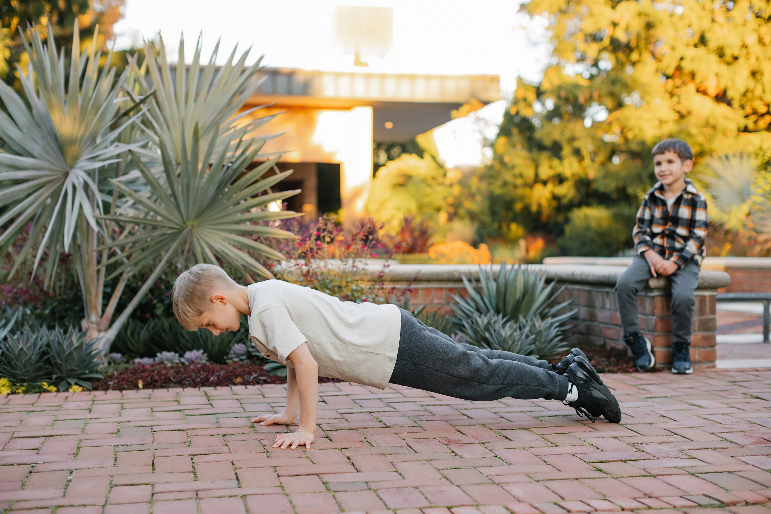 10.26.25 Family Photoshoot. Wedding family event photographer in Chicago Nick Yushevich