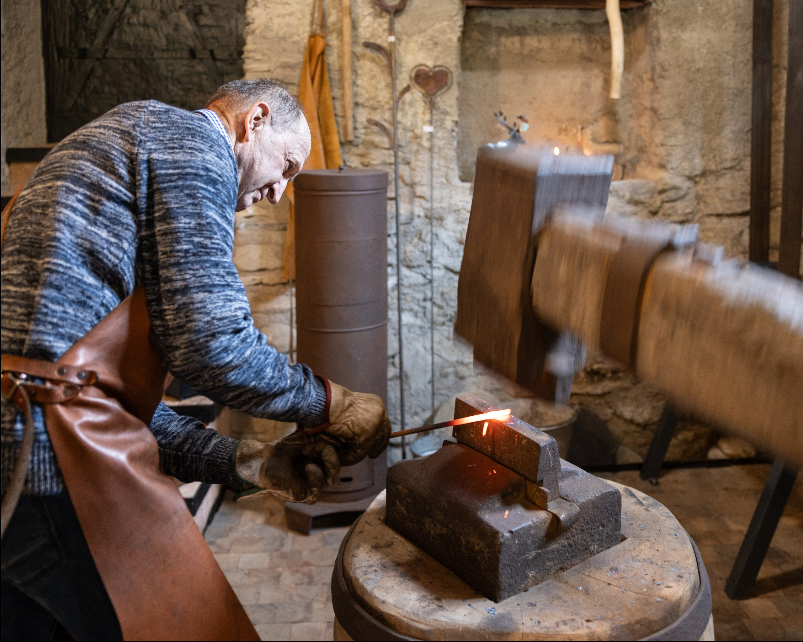 Schmied, Goldegg, 2024. Guzel Kolobova| Fotografin| Salzburg