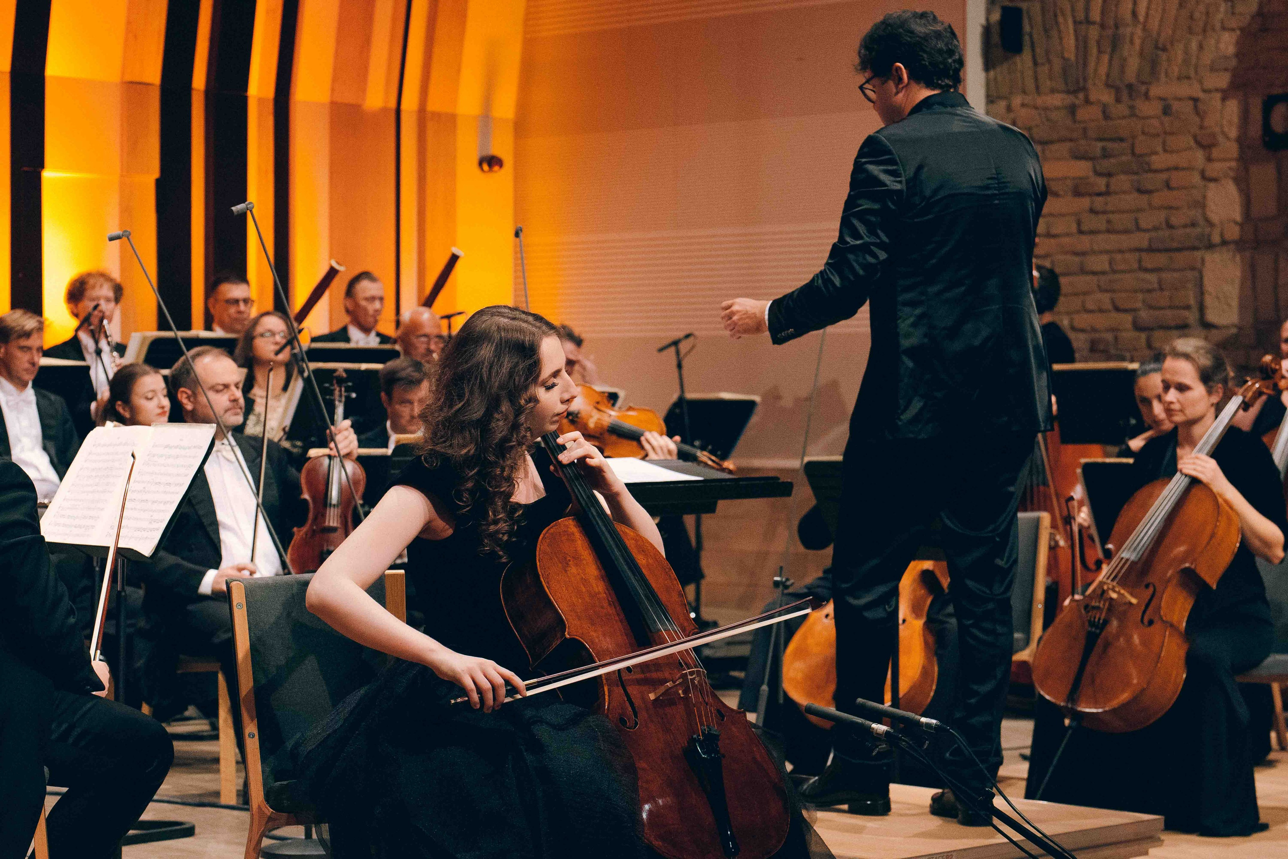 BUDAPEST MUSIC CENTER. Wedding&Event photographer Ismail Rzayev in Baku