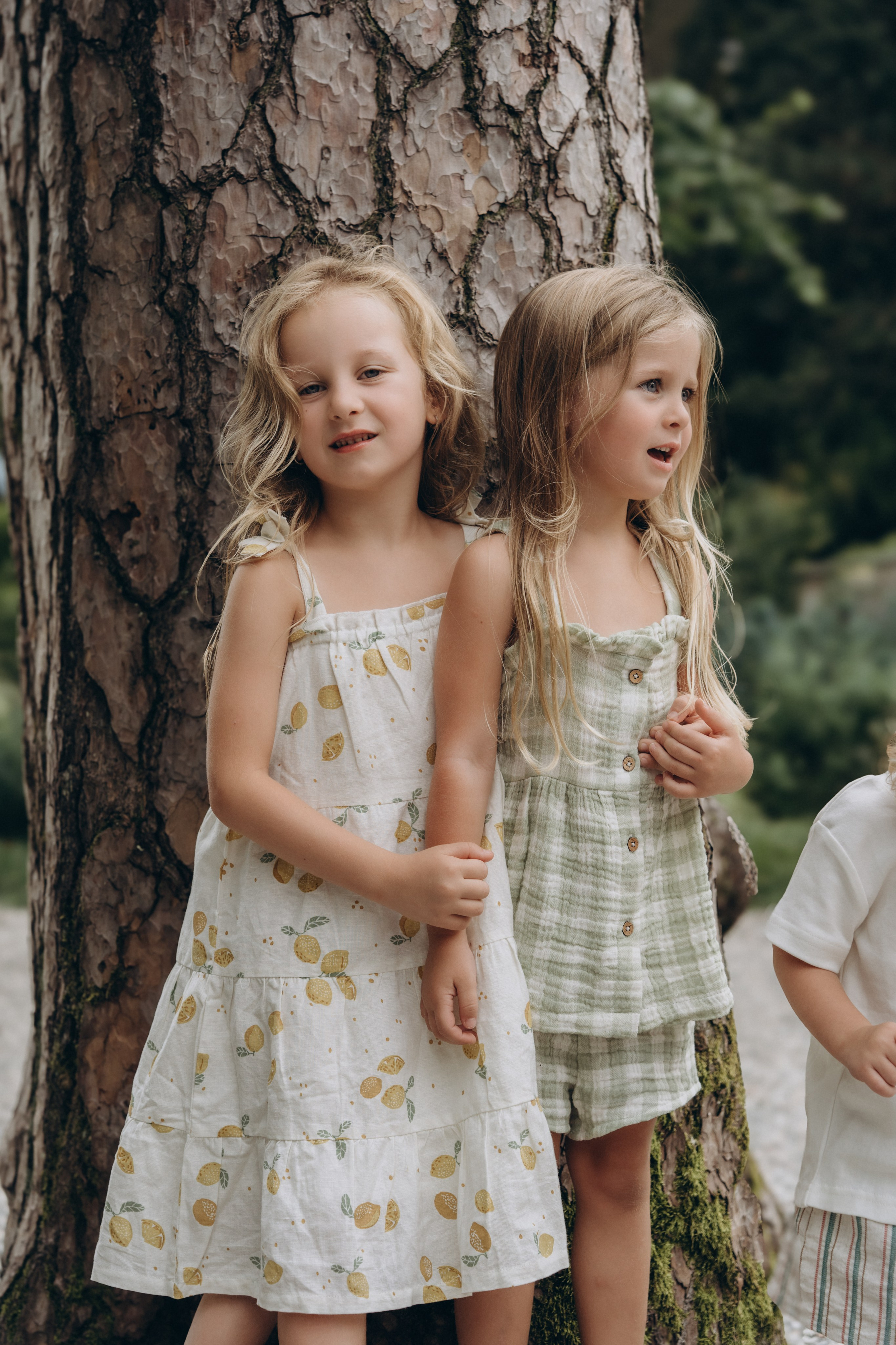 Family moments in Como Lake. PHOTOGRAPHER IN ITALY