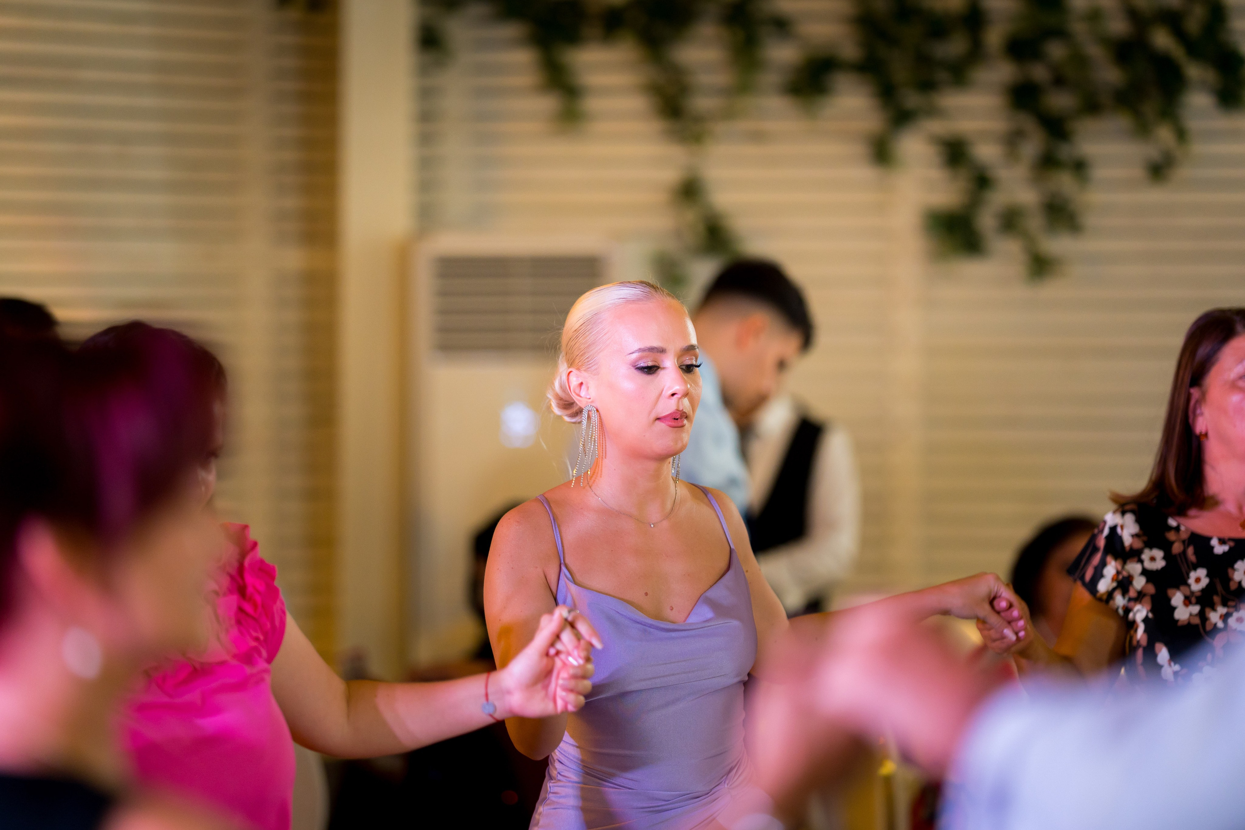 PARTY. Gabriel Florea — Fotograf nuntă București