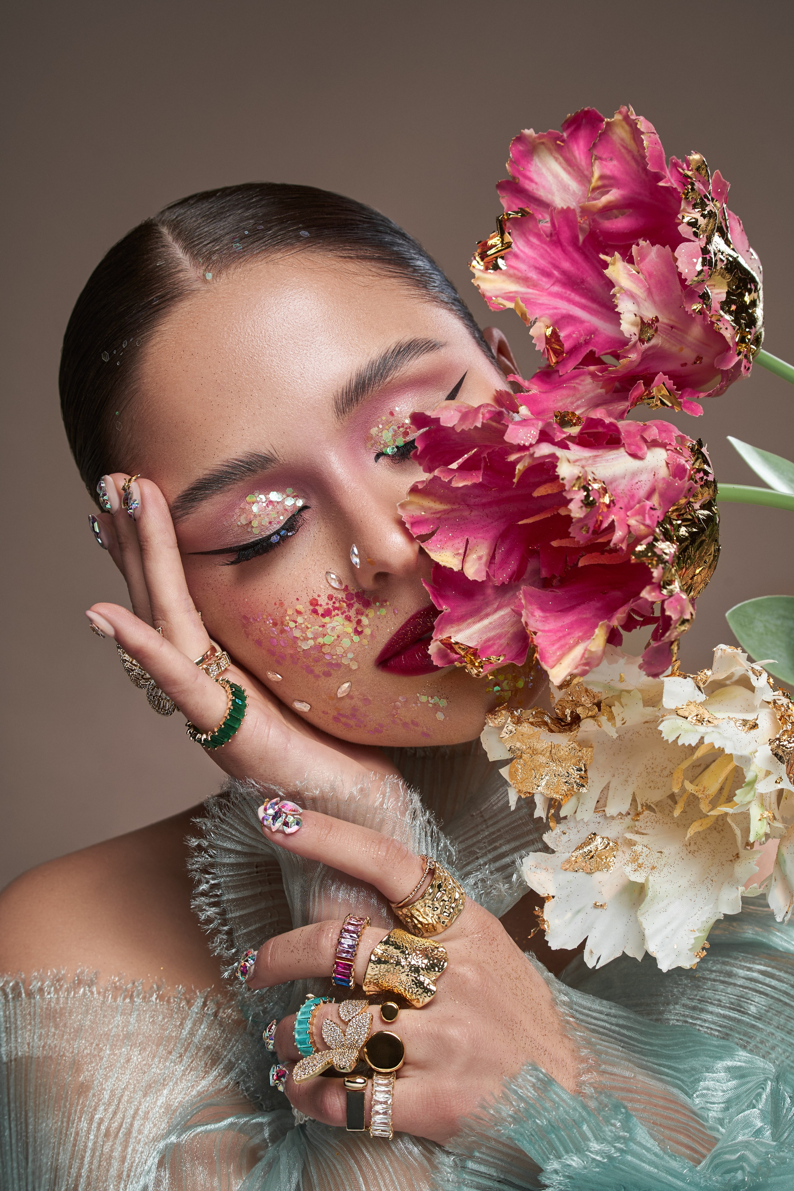 Fashion & Portrait. Anna, Fotografin aus Wien, Österreich. Ich fotografiere in folgenden Genres: Babybauch-, Familien-, Mode- und Weihnachtsfotografie