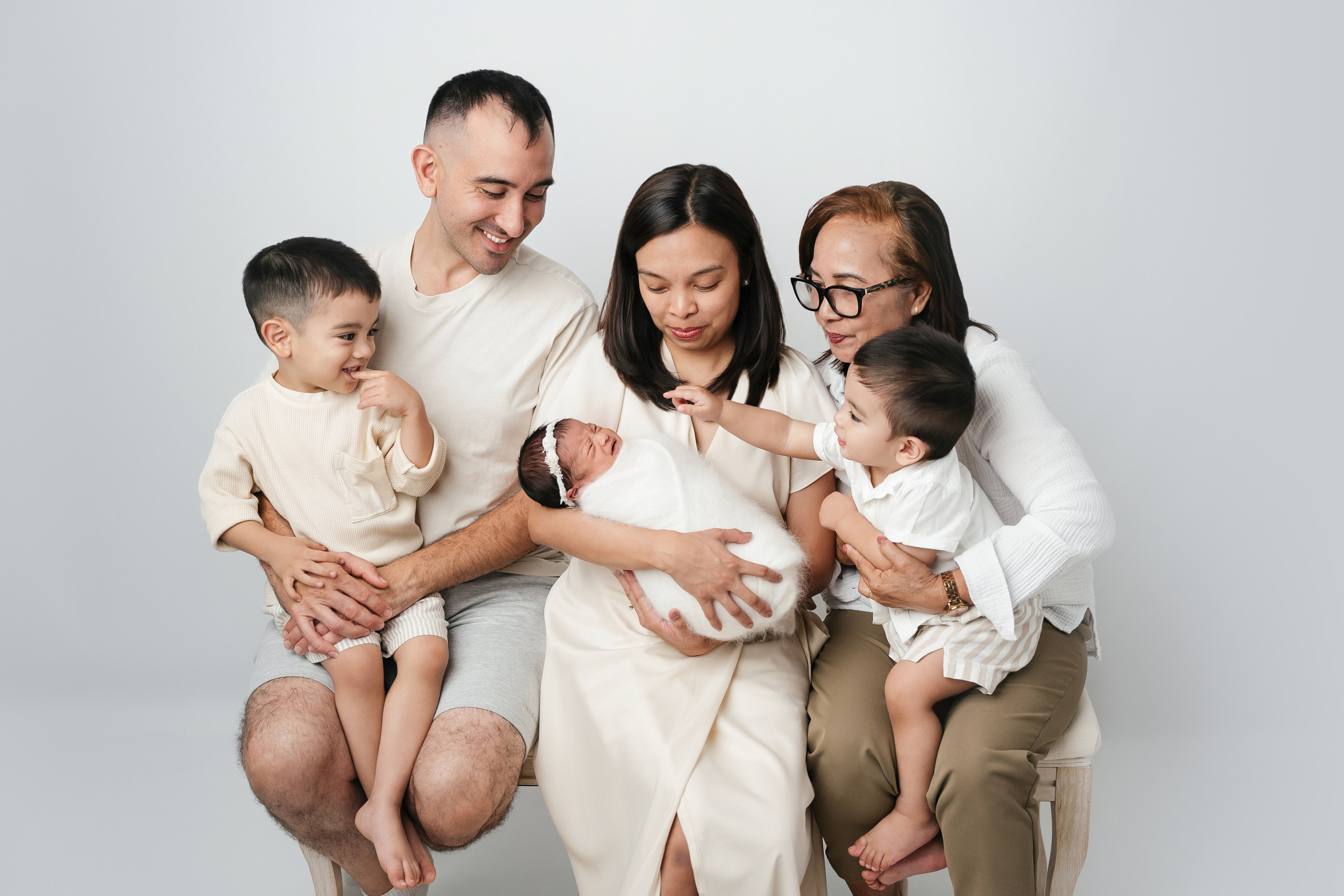 Newborn Photography in Kellyville, Sydney | Beautiful Family & Generational Portraits