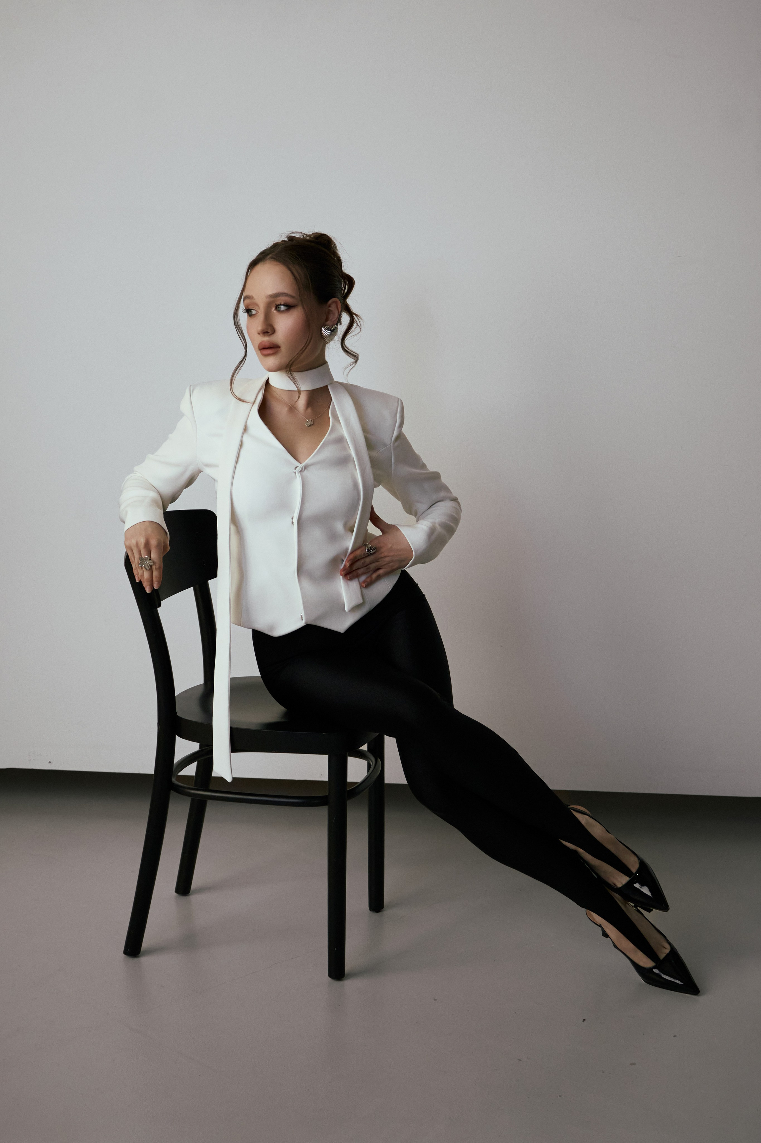 Natural light. Brand and women’s photographer in Tallinn / Photographer Tallinn