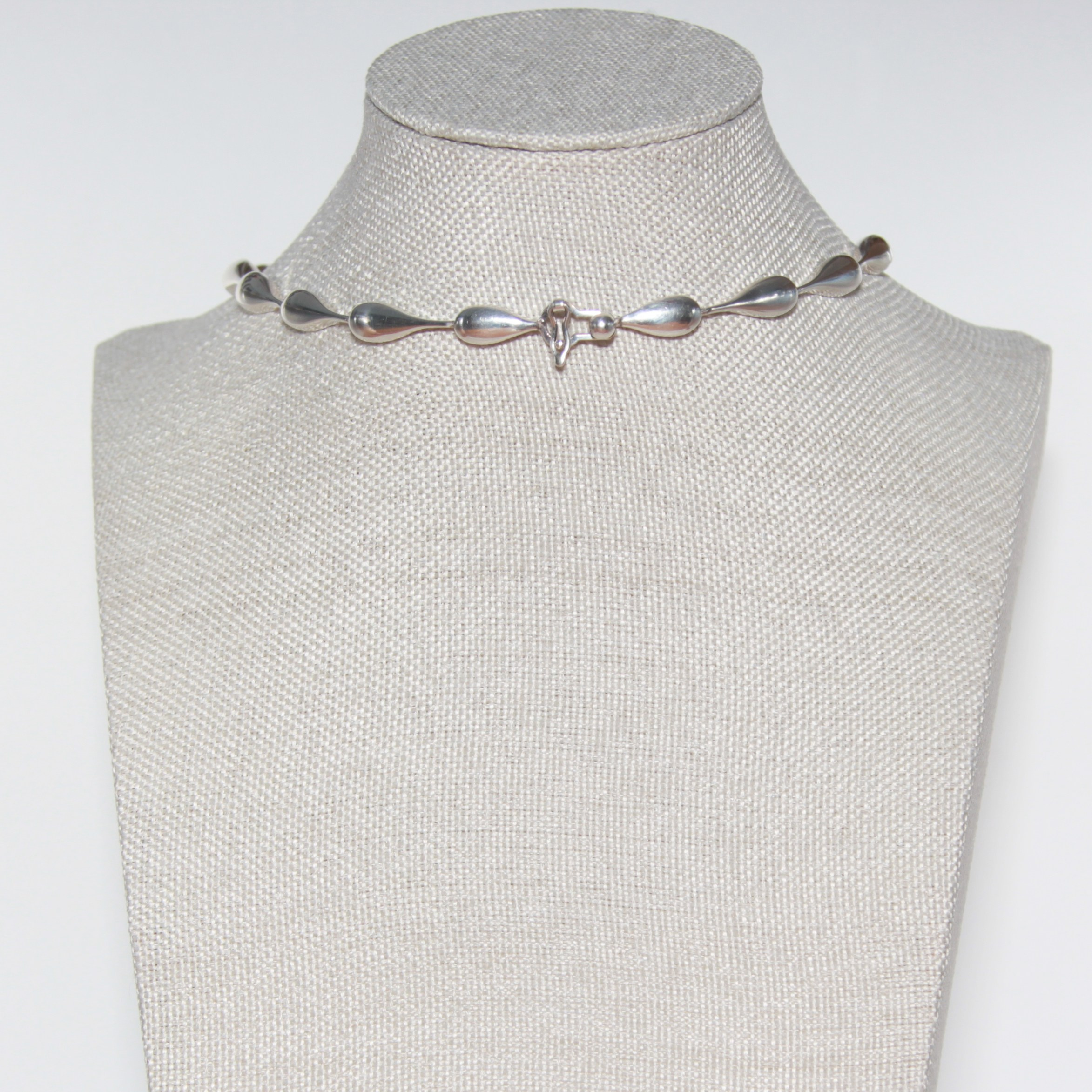 Silver. Современнные и актикварные украшения в Барселоне, Москве и Санкт-Петербурге